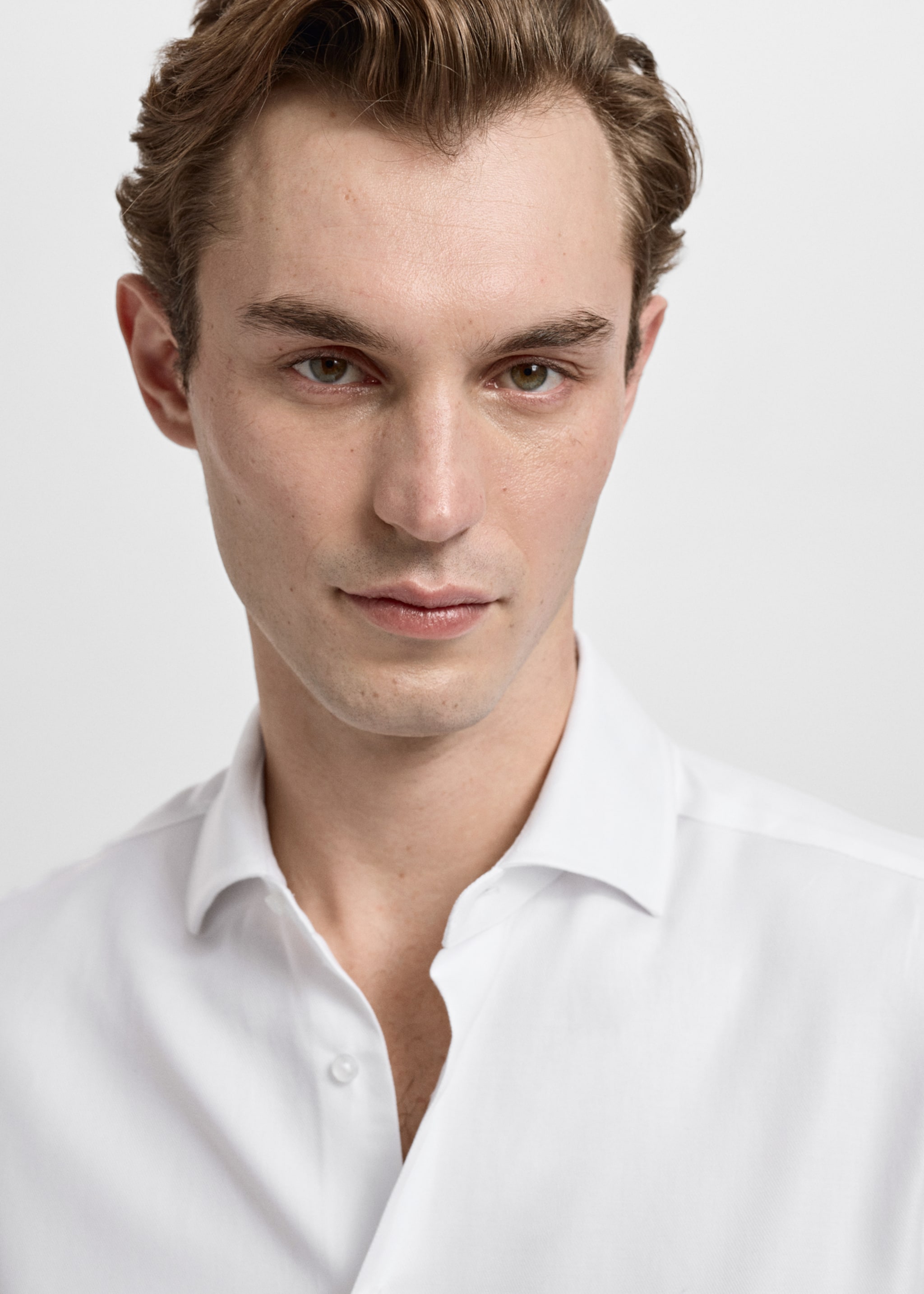 Regular fit cotton suit shirt - Details of the article 1, White. Ref: 27091251-00.