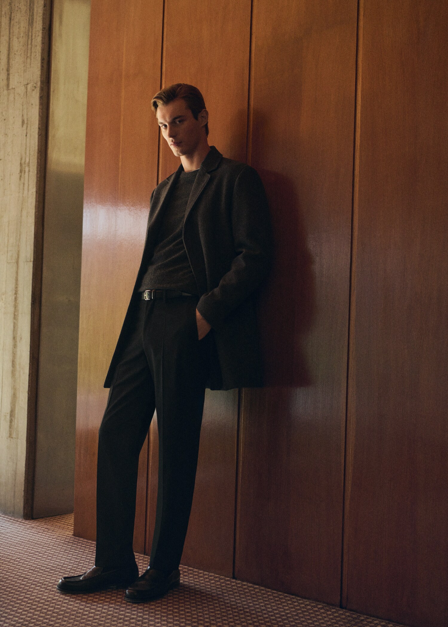 Slim-fit flannel trousers - Details of the article 5