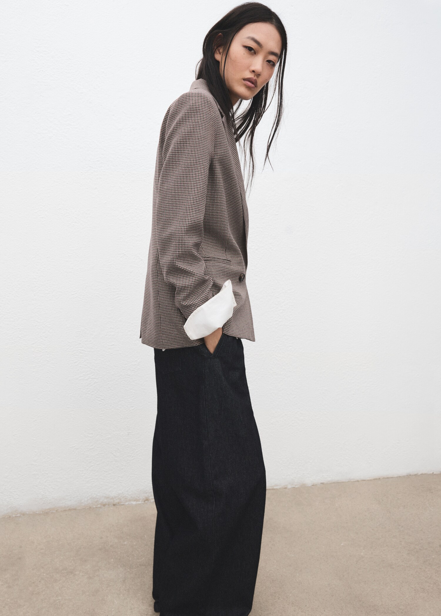 Double-breasted micro-houndstooth jacket - Details of the article 2