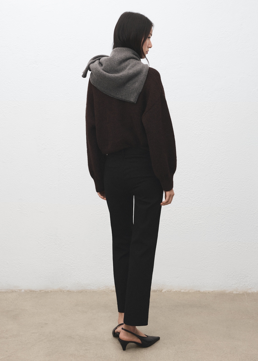 Straight-cut crop pants - image 3