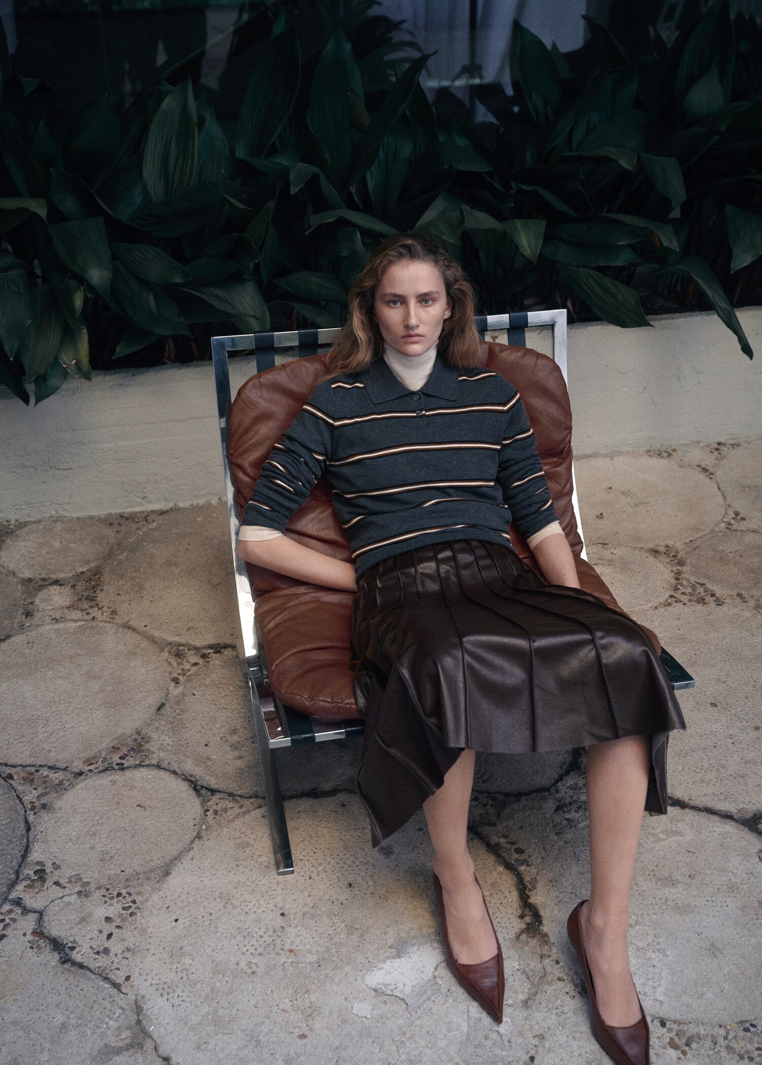 Faux leather skirt with godets - Medium plane