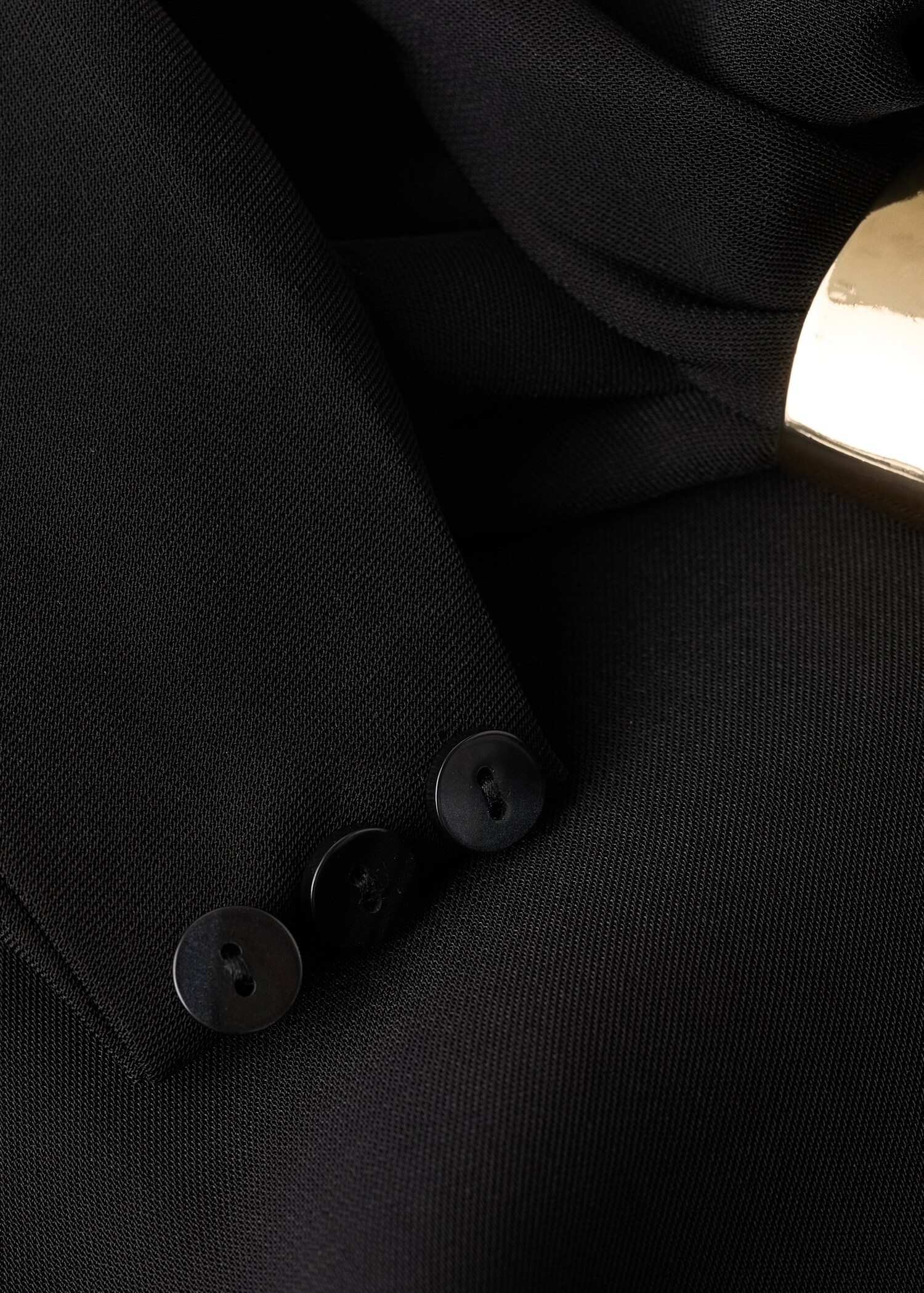 Asymmetrical blouse with metallic detail - Details of the article 0