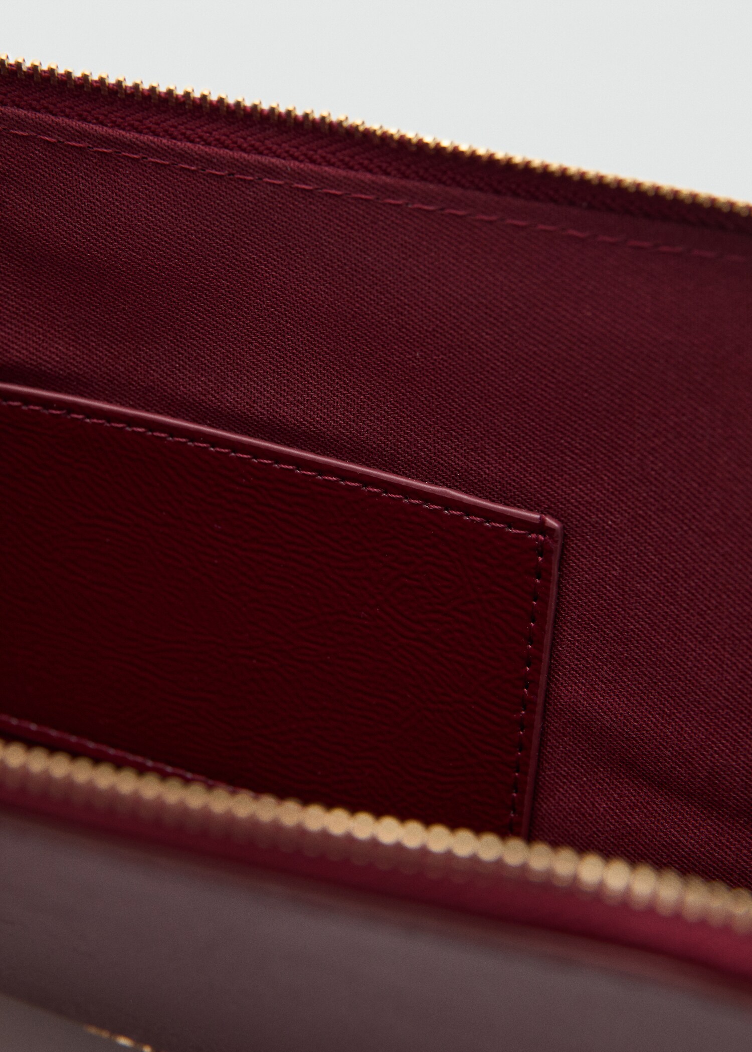 Pochette s efektem oblázkové kůže - Detail zboží 2