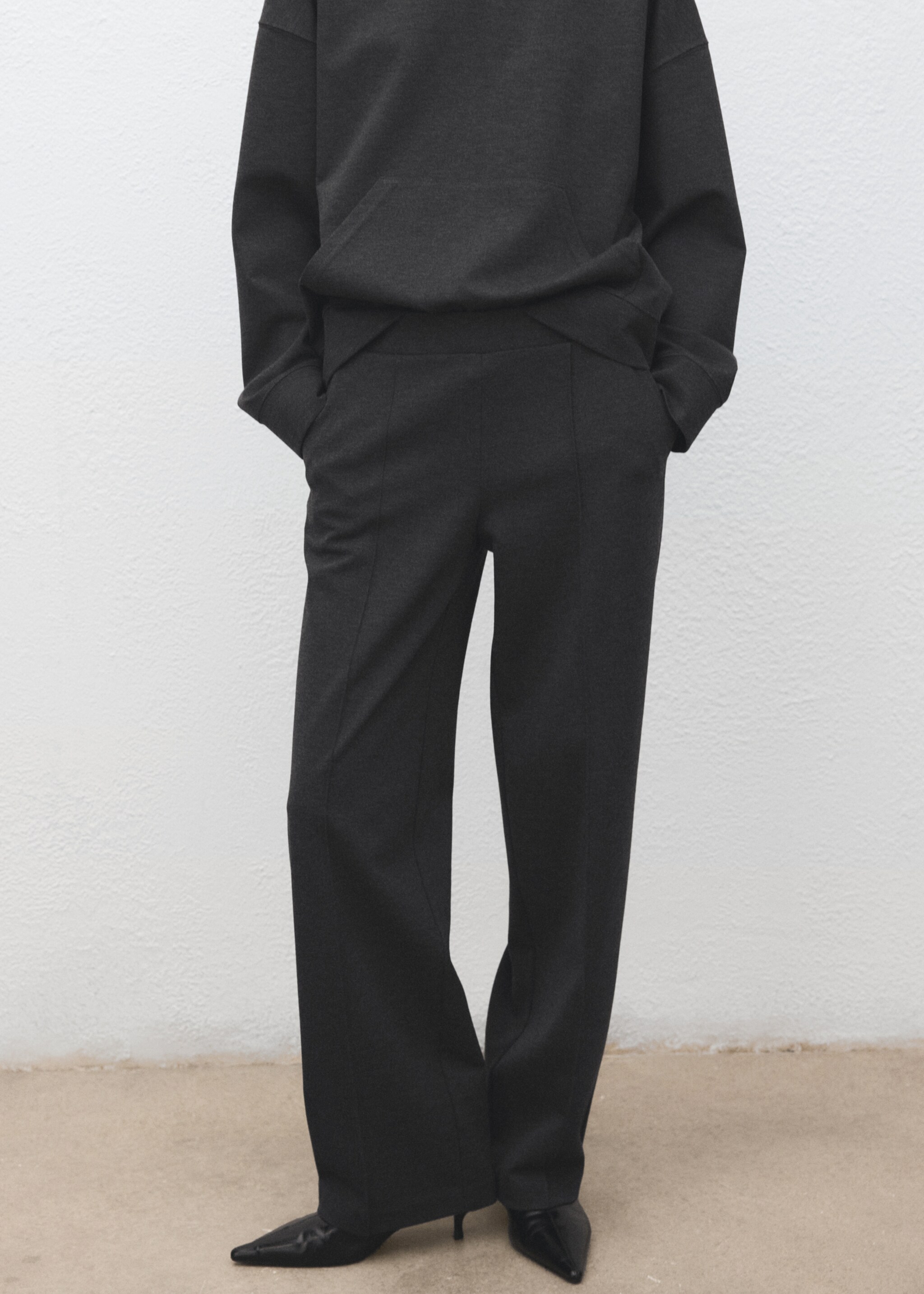 Flecked knitted trousers - Medium plane, Medium Heather Grey. Ref: 27091276-00.