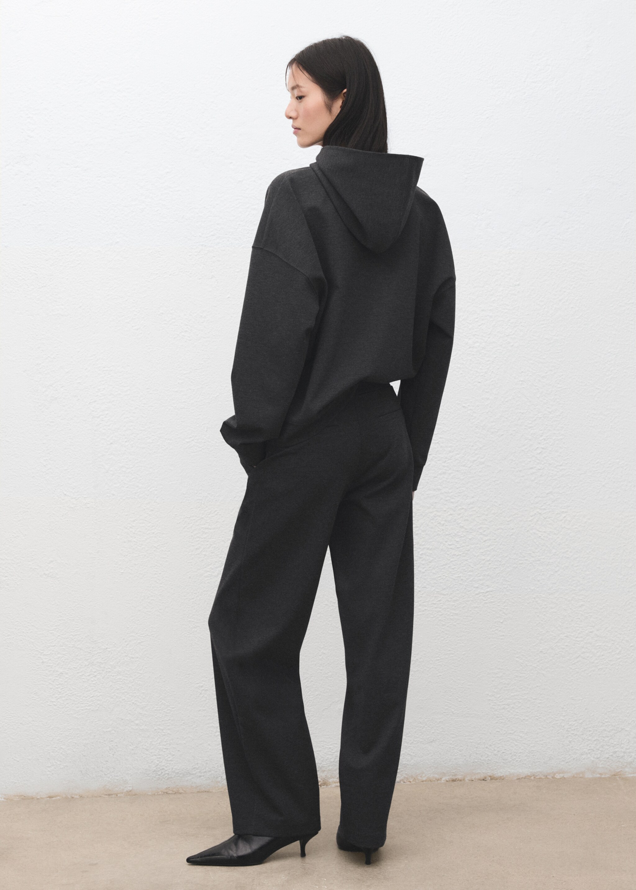 Flecked knitted trousers - Reverse of the article, Medium Heather Grey. Ref: 27091276-00.