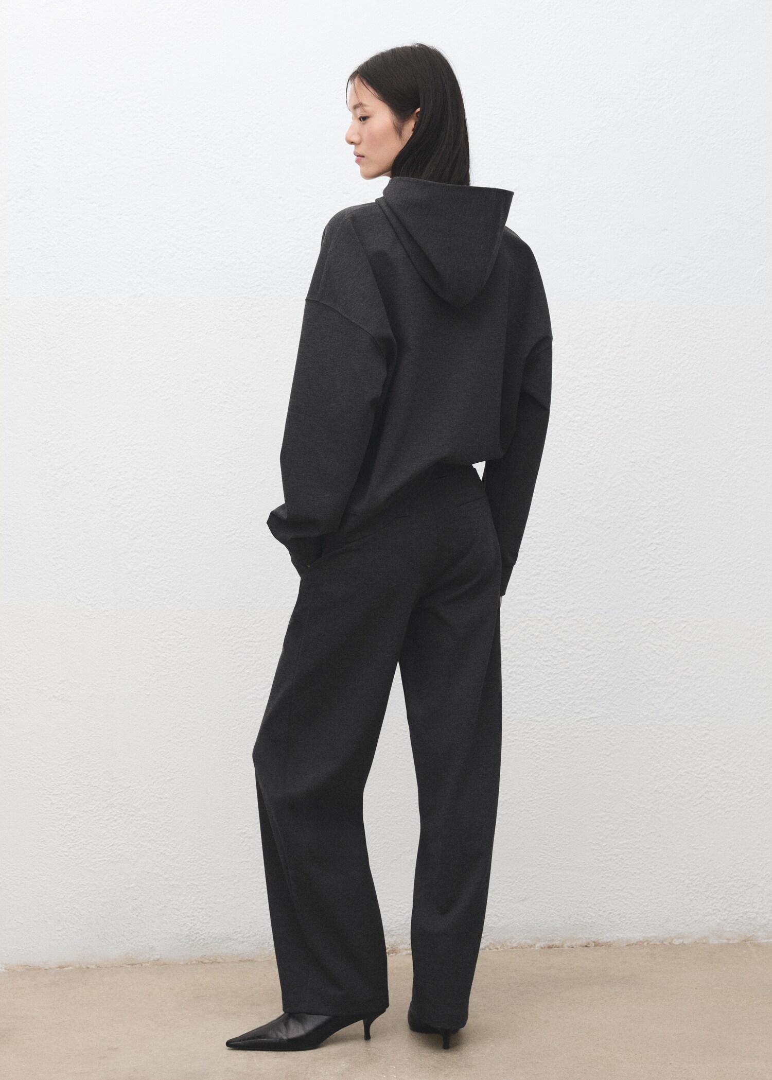 Flecked knitted trousers - Reverse of the article