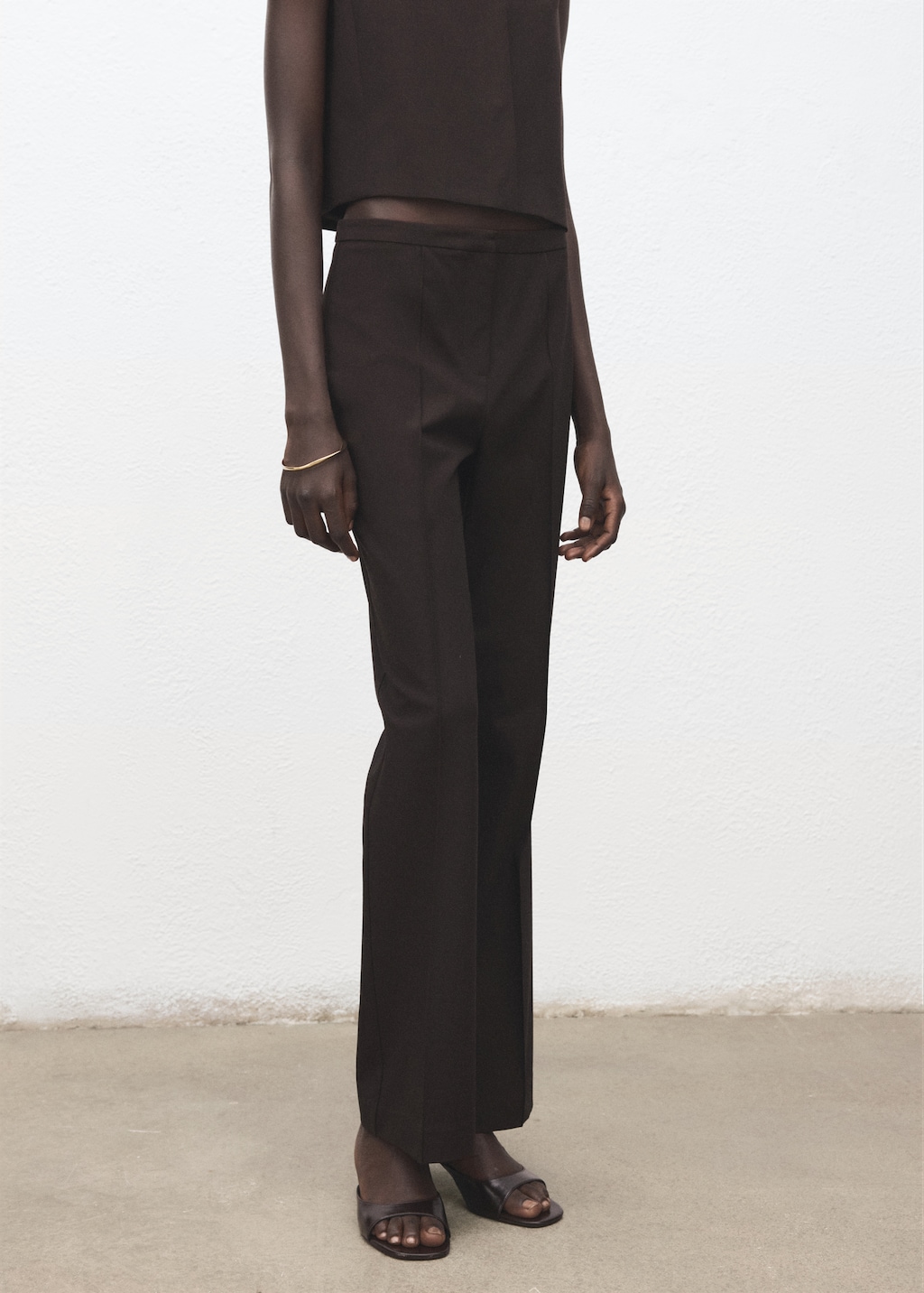 Low-rise flared trousers