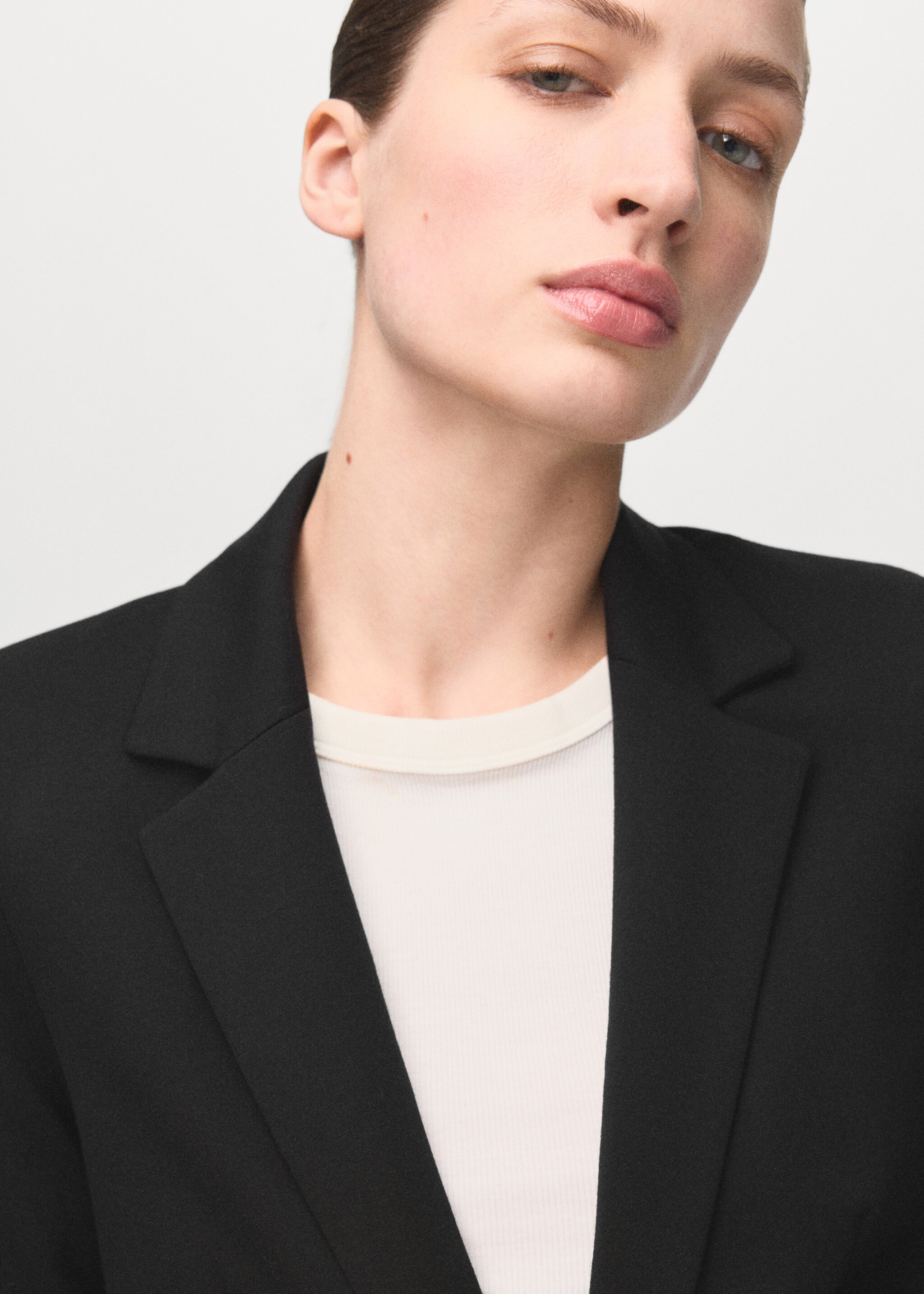 Fitted suit blazer - Details of the article 1, Black. Ref: 27091285-00.
