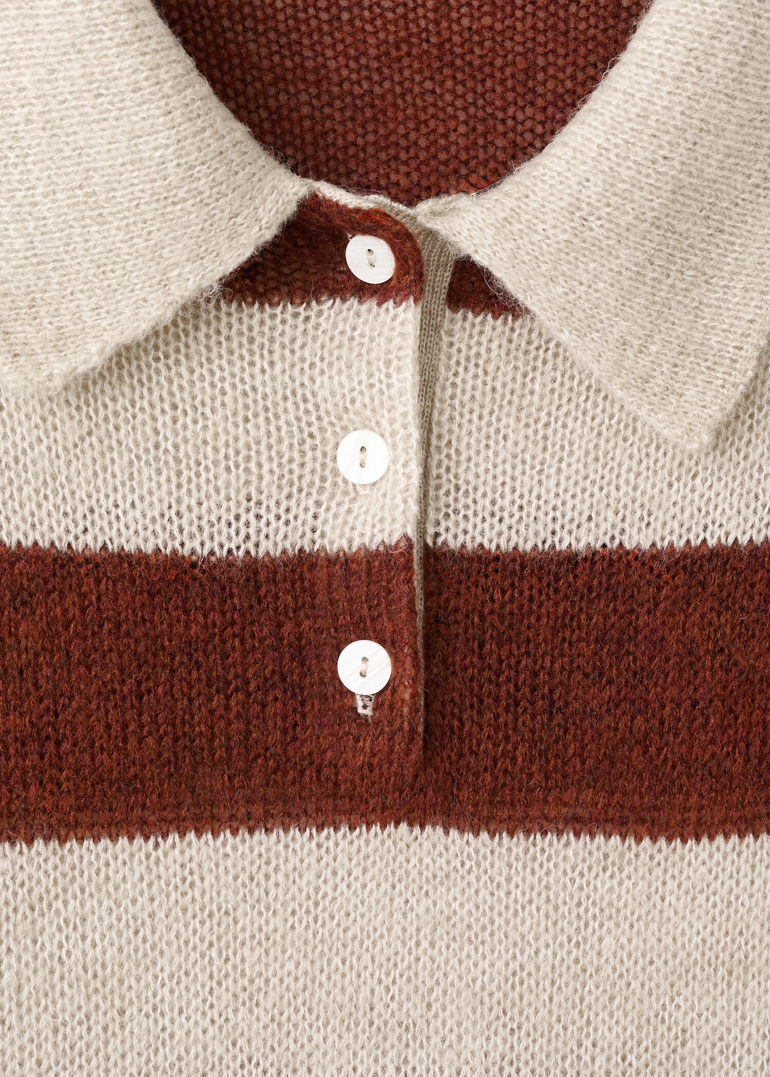 Camisola às riscas com gola de polo - Pormenor do artigo 8