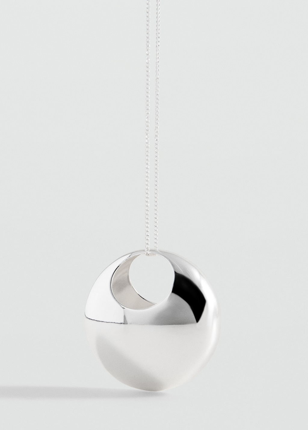Metal pendant necklace - image 3