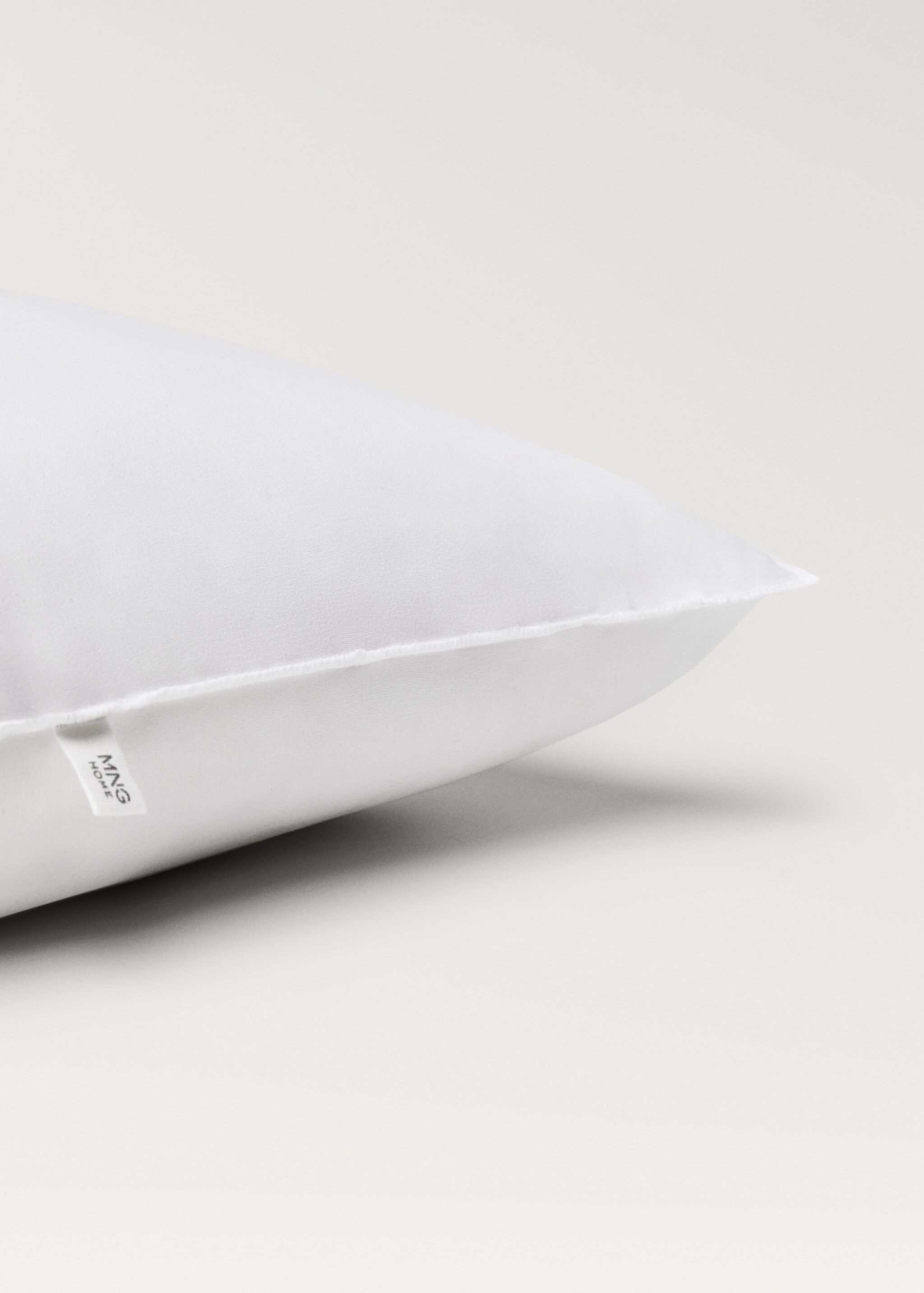 Microfibre pillow filling 40x90 cm - Details of the article 2, White. Ref: 27091323-00.