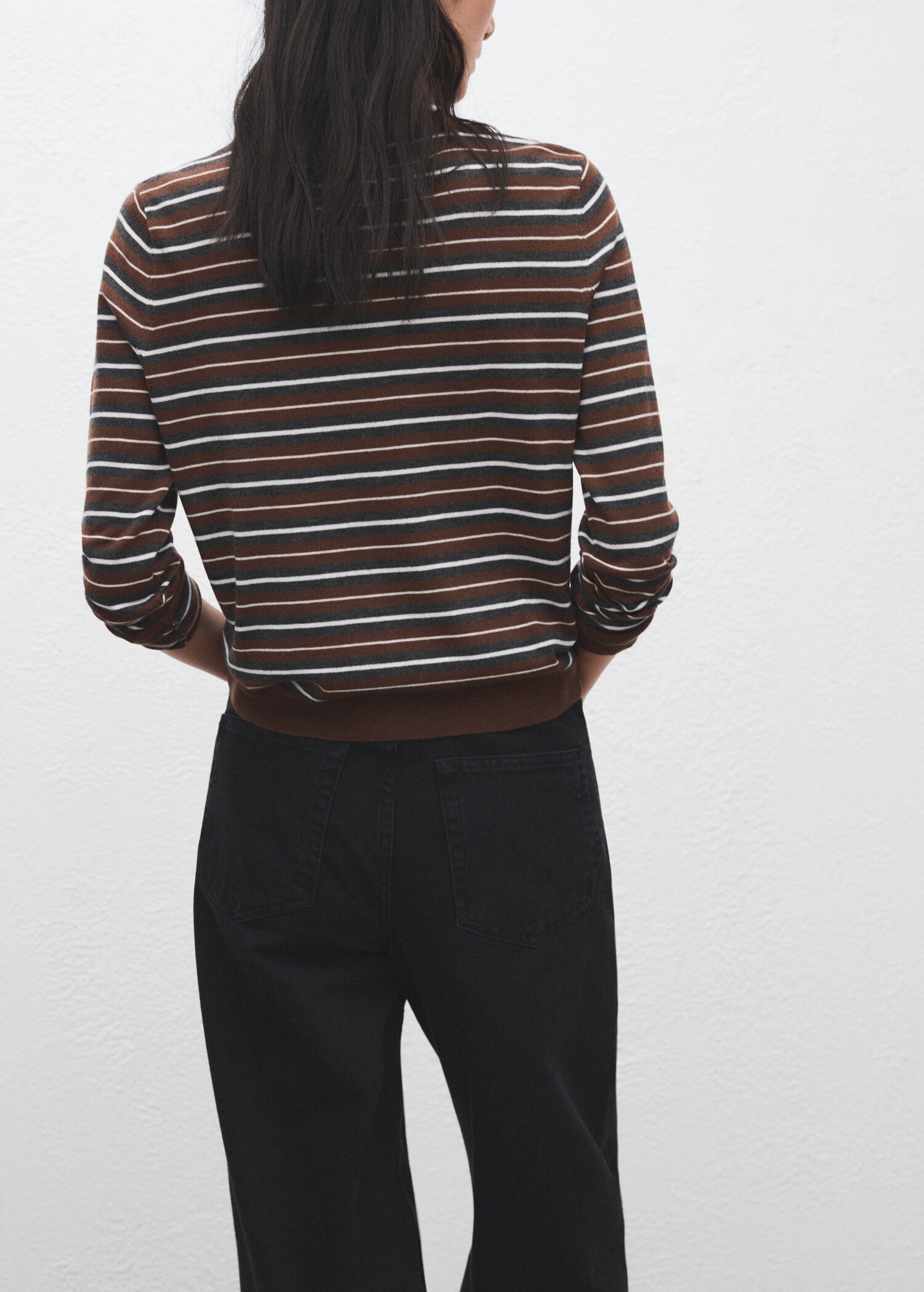 Knit striped sweater - Reverse of the article