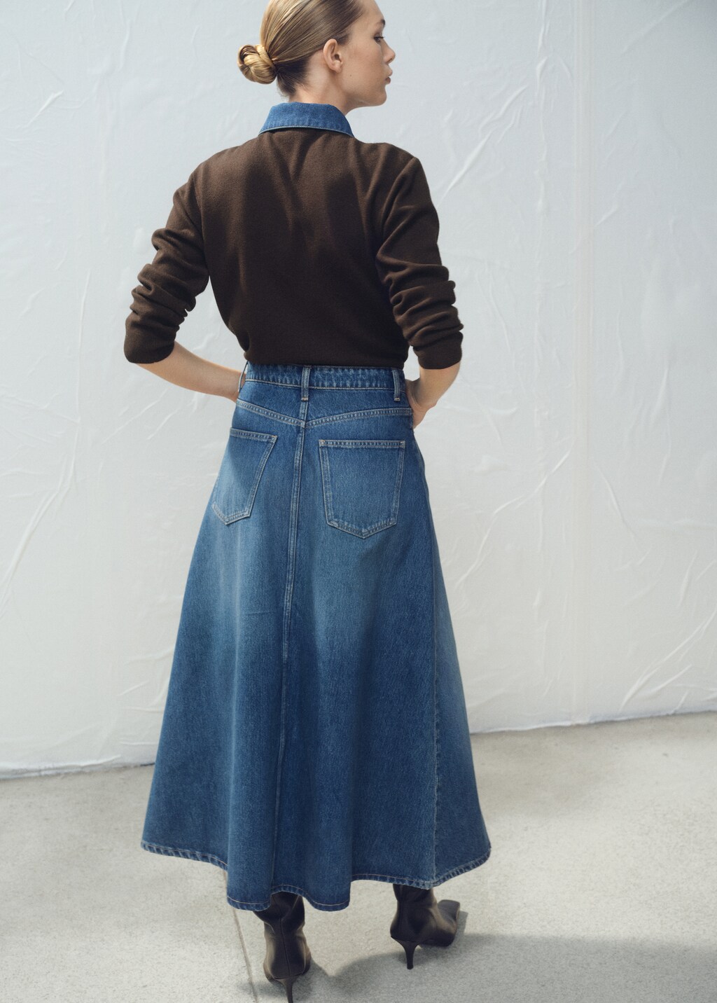 Denim midi-skirt - image 3