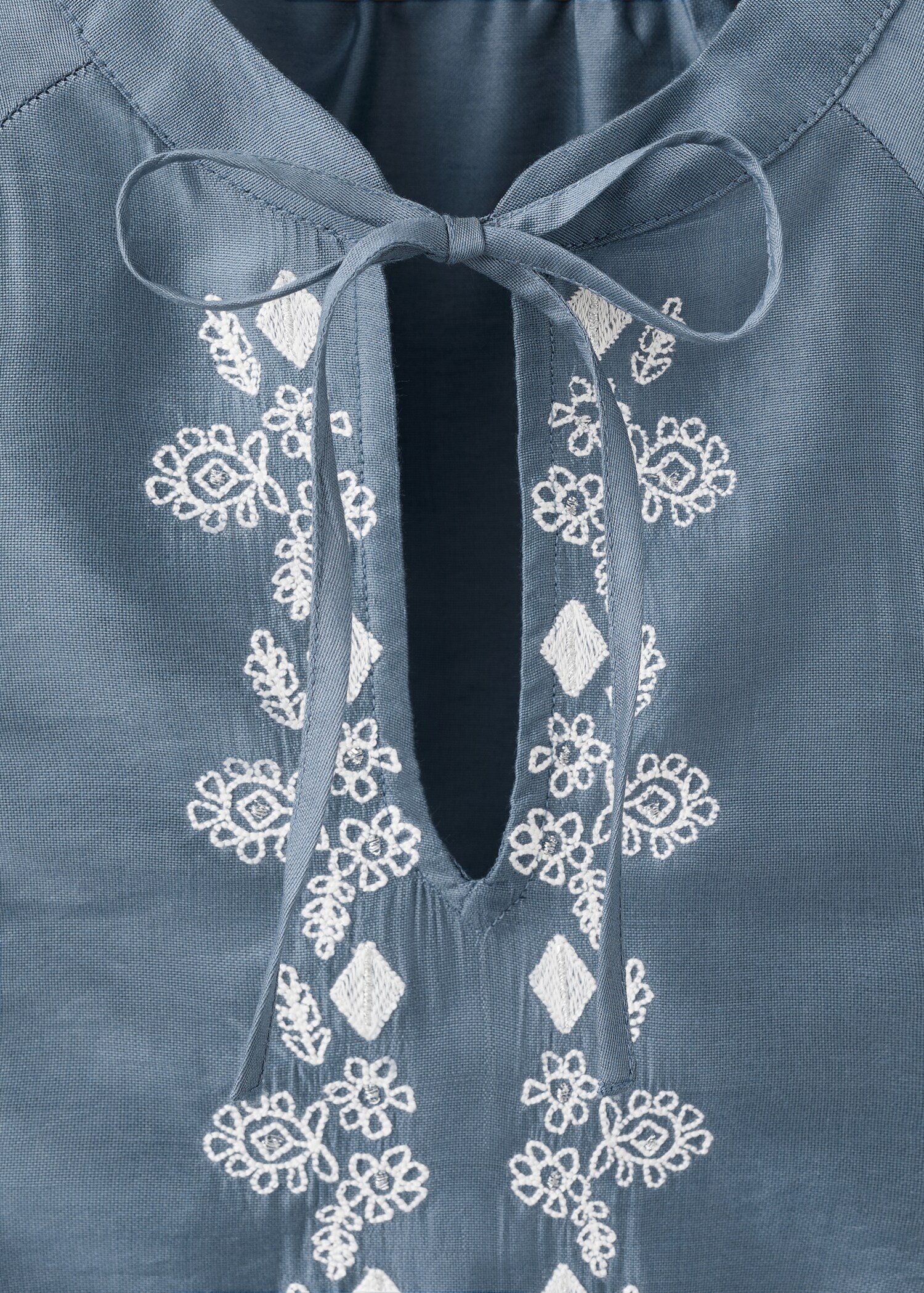 Embroidered blouse with bow - Details of the article 8