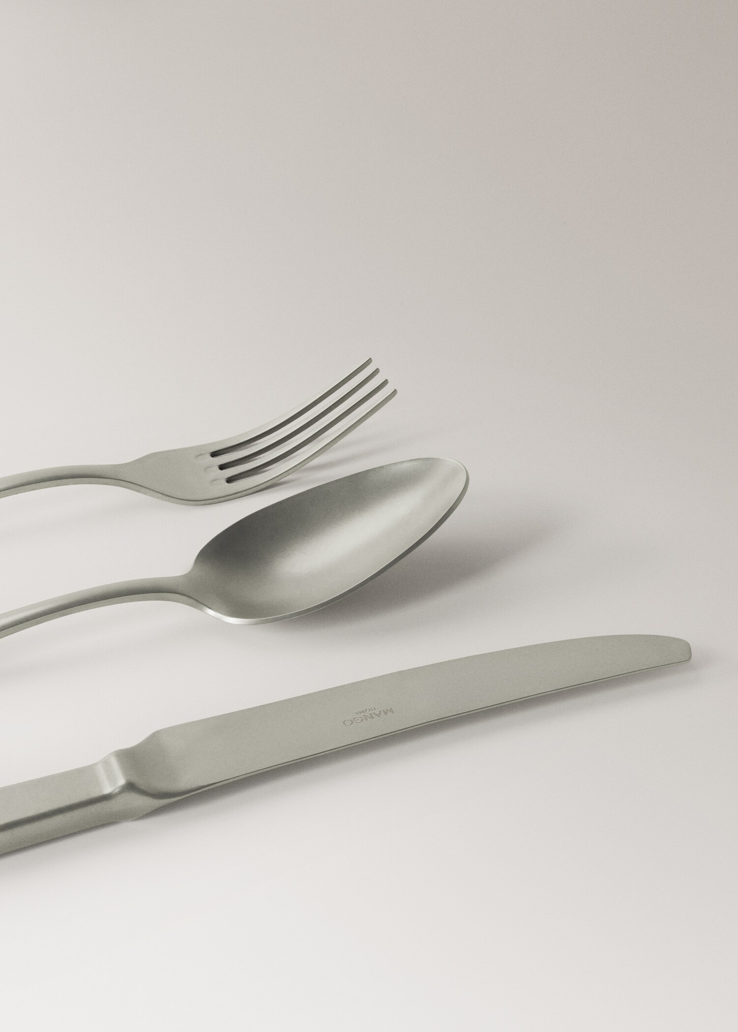 Three-piece matte stainless steel cutlery set - Details of the article 1