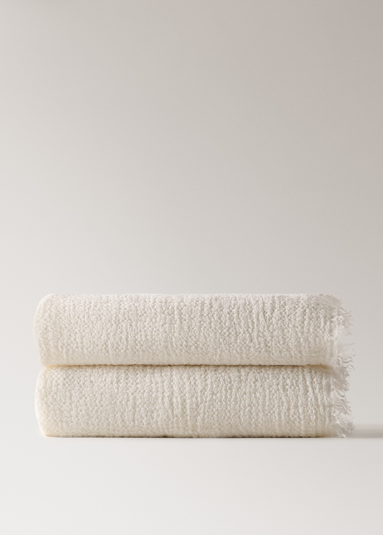 Κουβέρτα 100% λινό με ξέφτια - Προϊόν χωρίς μοντέλο