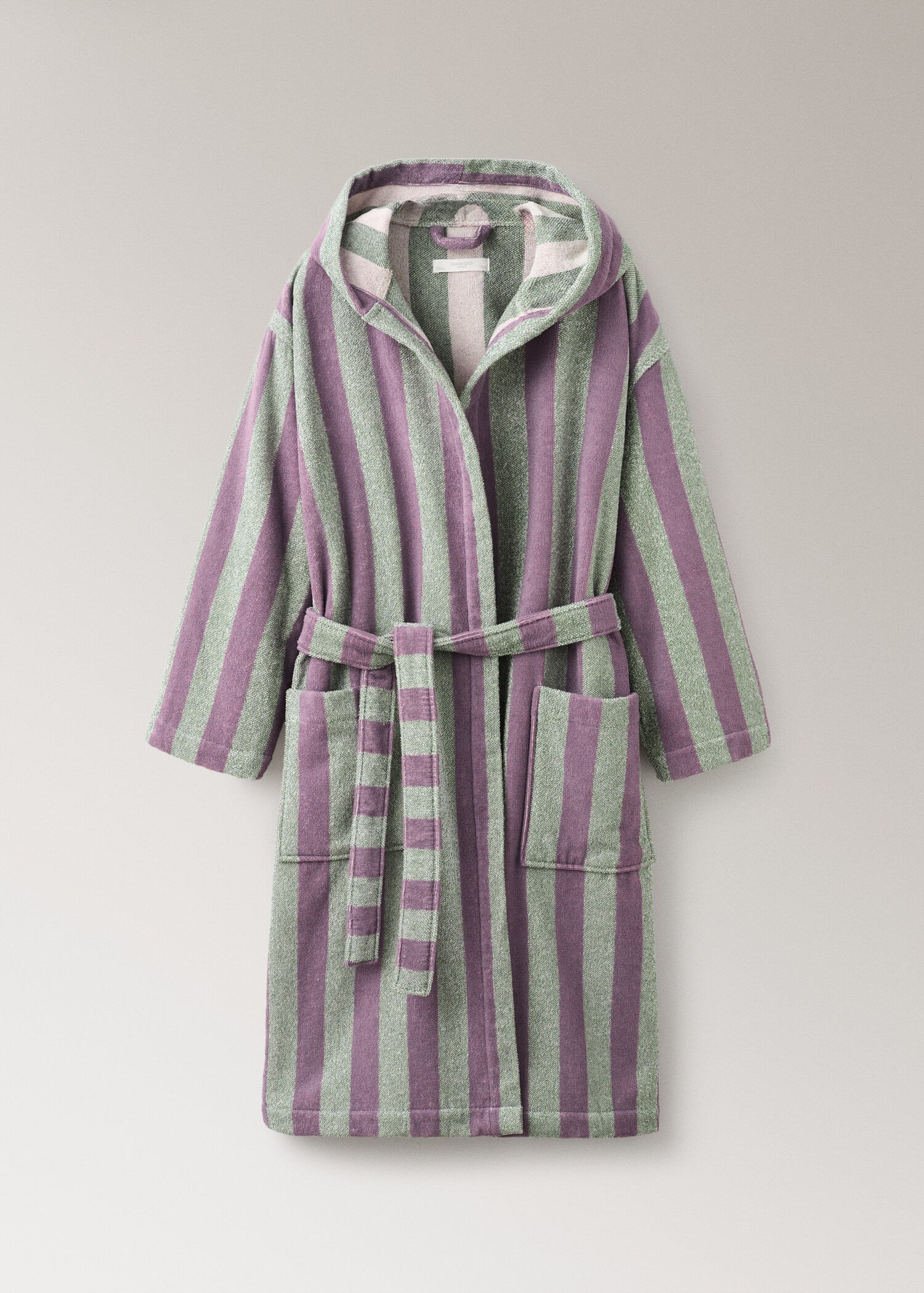 Thick cotton hooded dressing gown - Article without model
