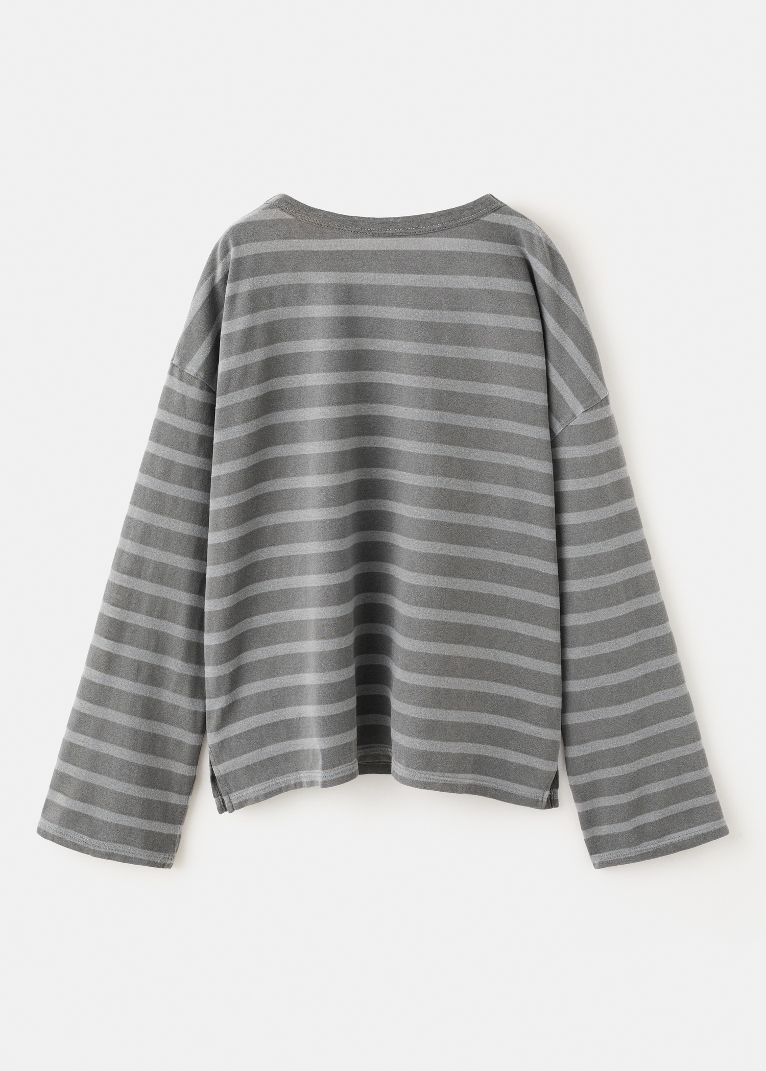 Striped oversized t-shirt - Reverse of the article