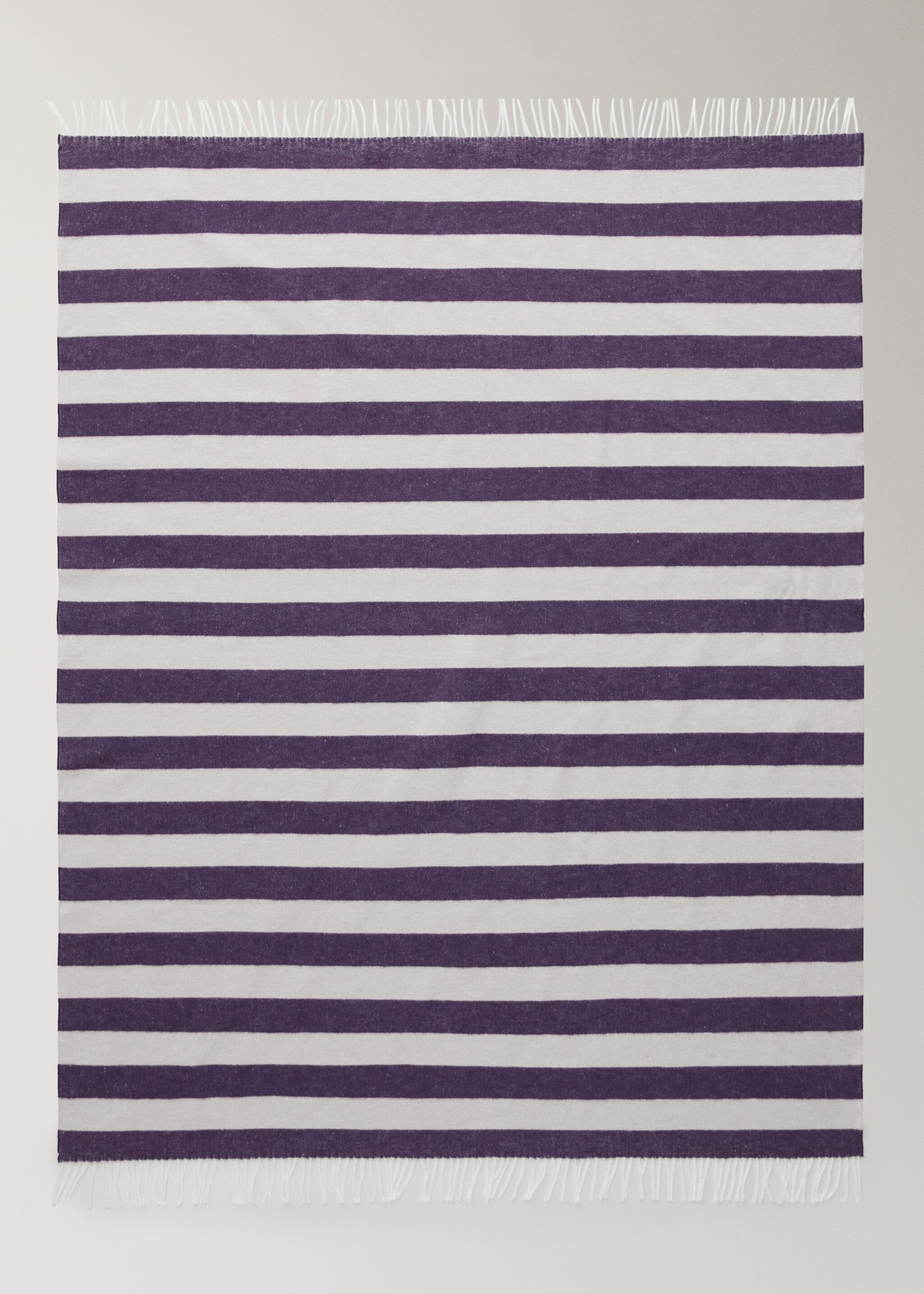 Striped cotton throw with tassels - Details of the article 3, Purple. Ref: 27091536-00.