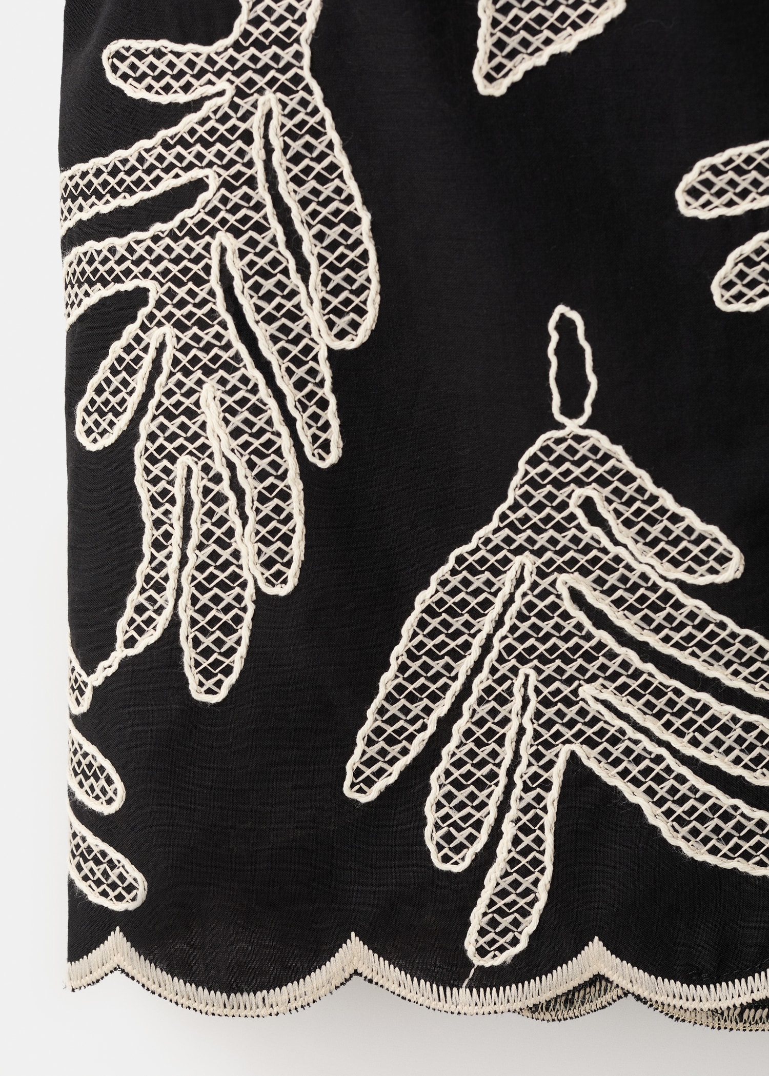 Chaleco bordado lazos - Detalle del artículo 0