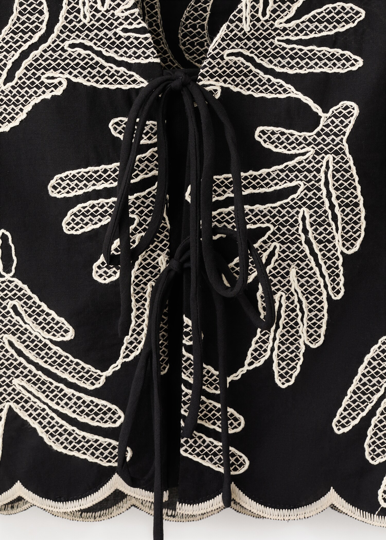 Chaleco bordado lazos - Detalle del artículo 8