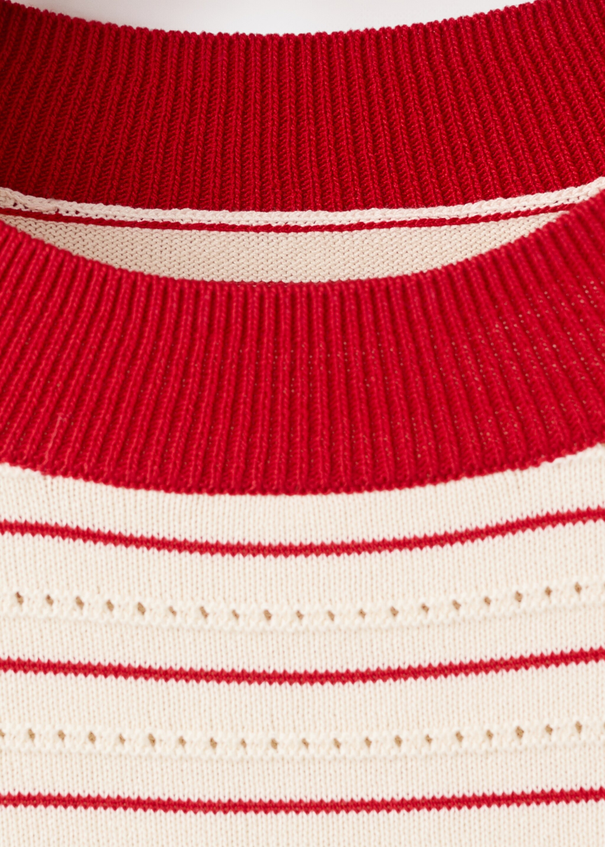 Striped short-sleeved sweater - Details of the article 8, Red. Ref: 27092540-00.
