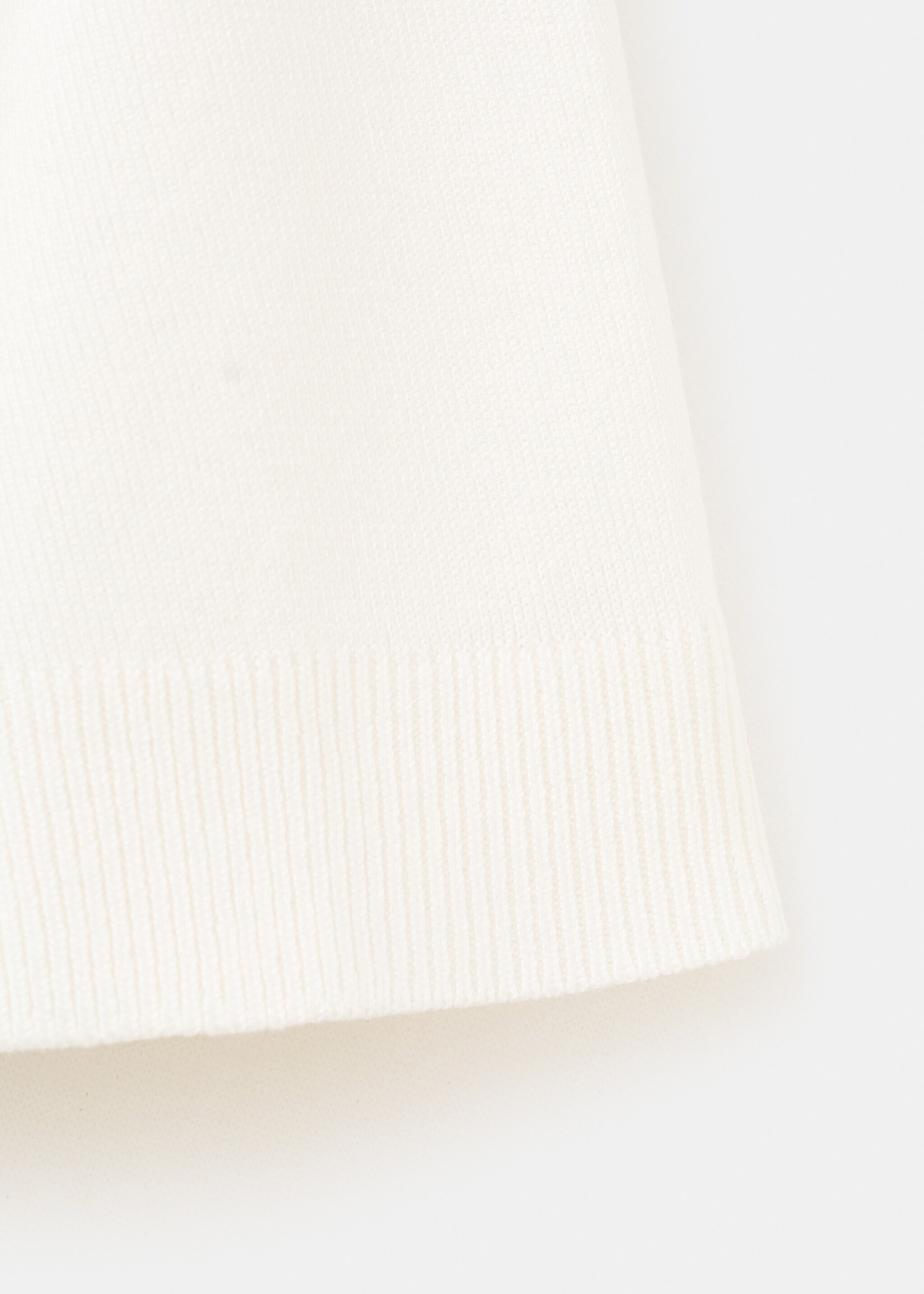 Short-sleeved fine-knit sweater - Details of the article 0, Ecru. Ref: 27092553-00.