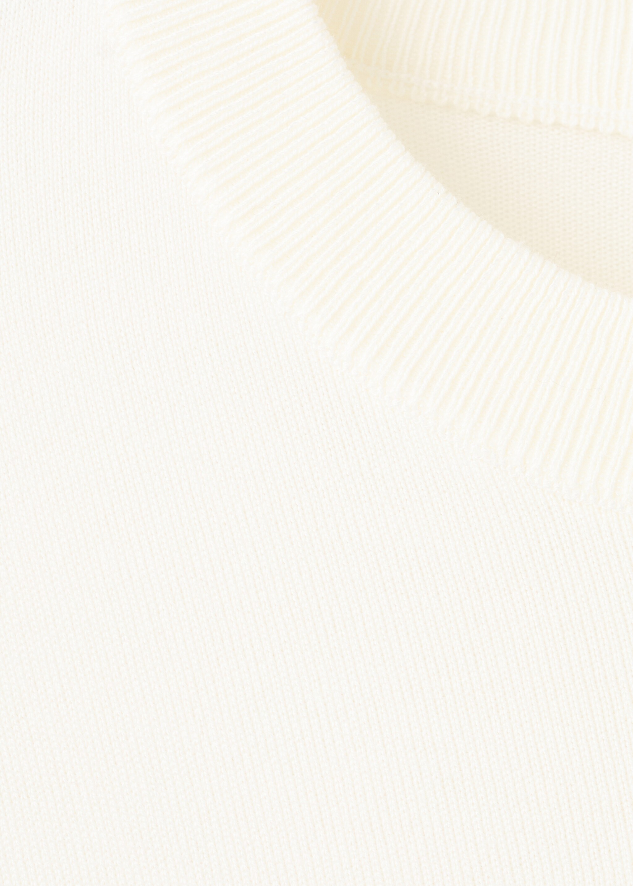 Short-sleeved fine-knit sweater - Details of the article 8, Ecru. Ref: 27092553-00.