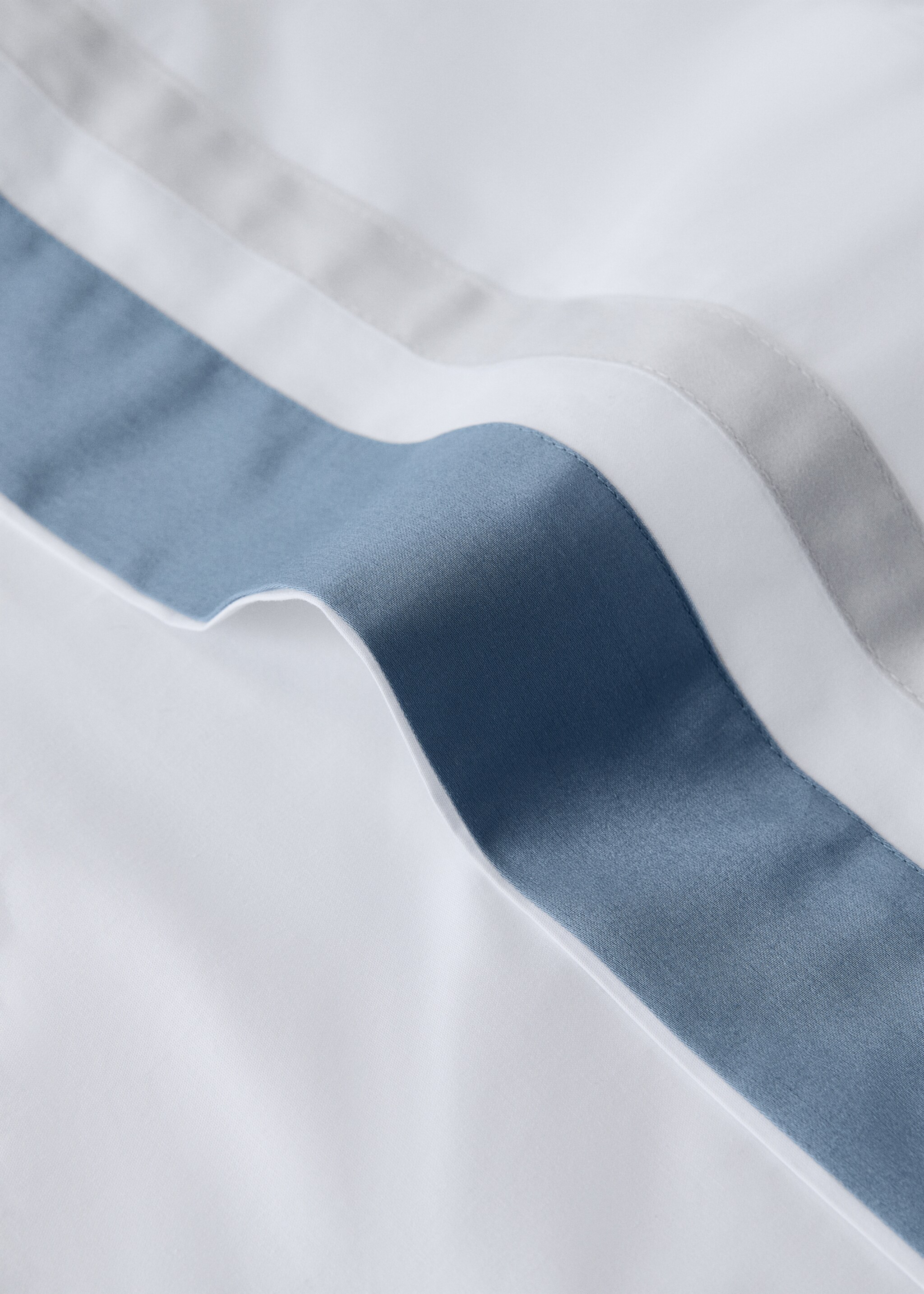 Wide satin contrast band pillowcase 45x110 cm - Details of the article 1, Blue. Ref: 27092900-00.