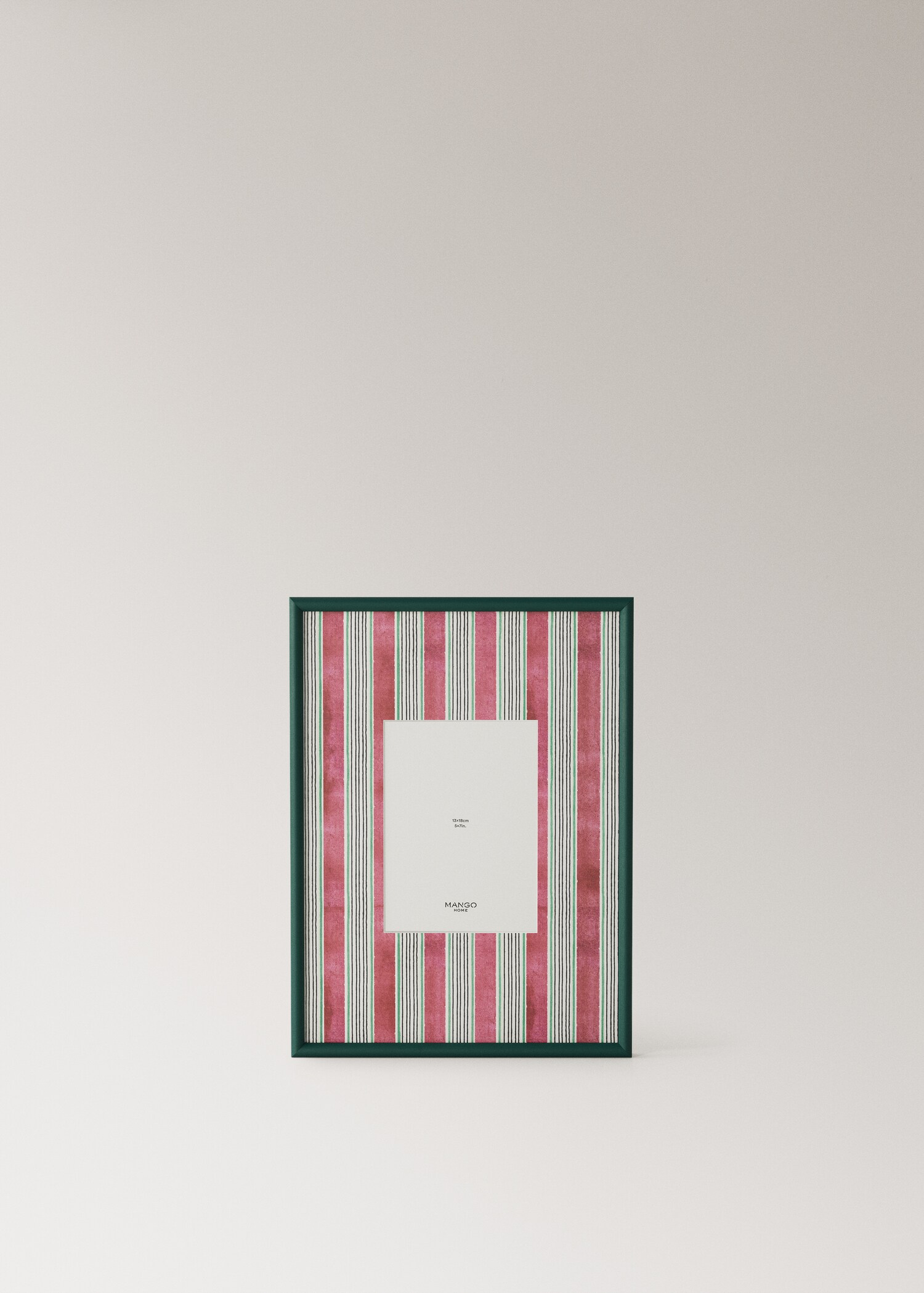 Medium wood frame with lines - Article without model