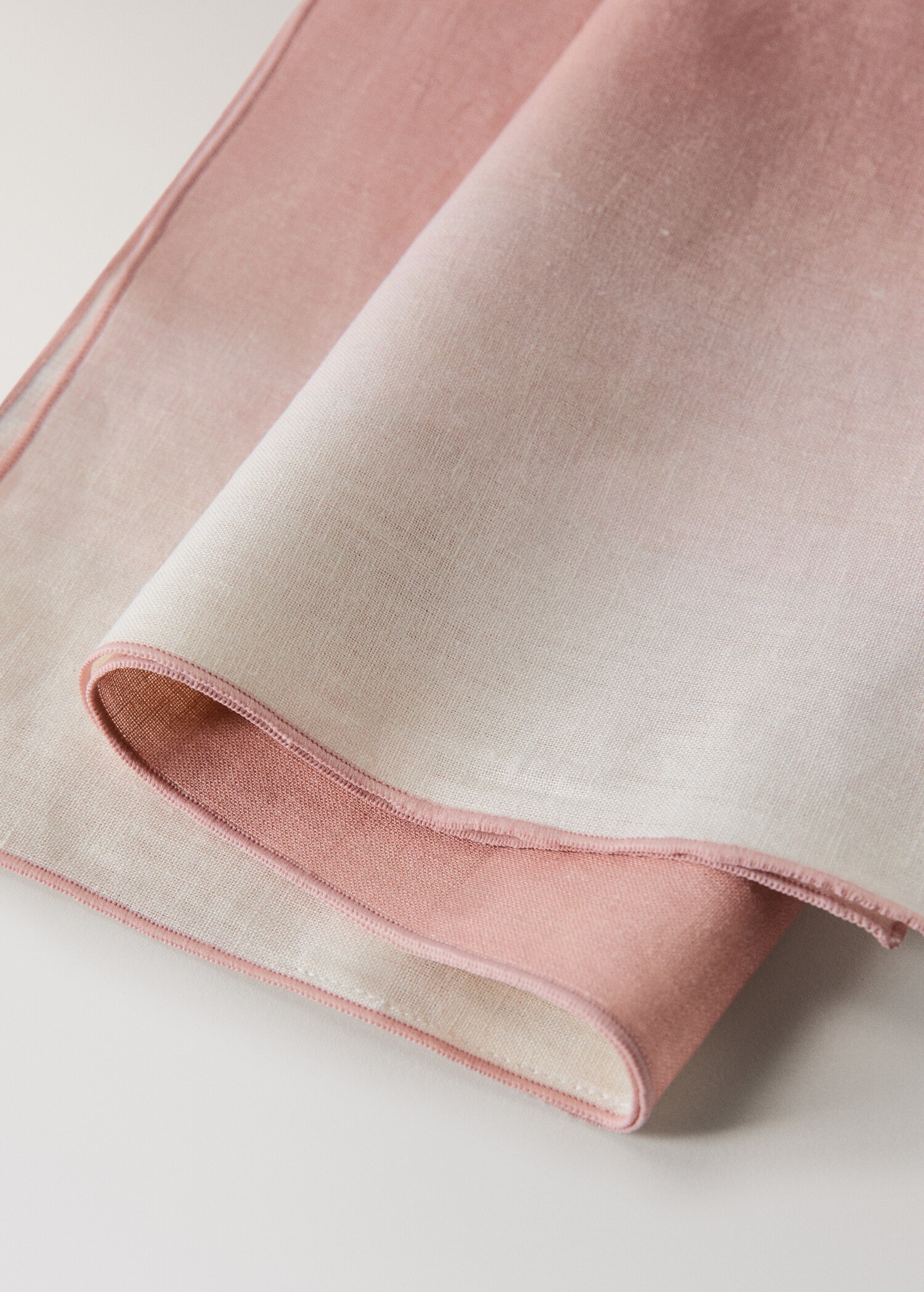 Ombre effect cotton-linen napkins - Details of the article 2