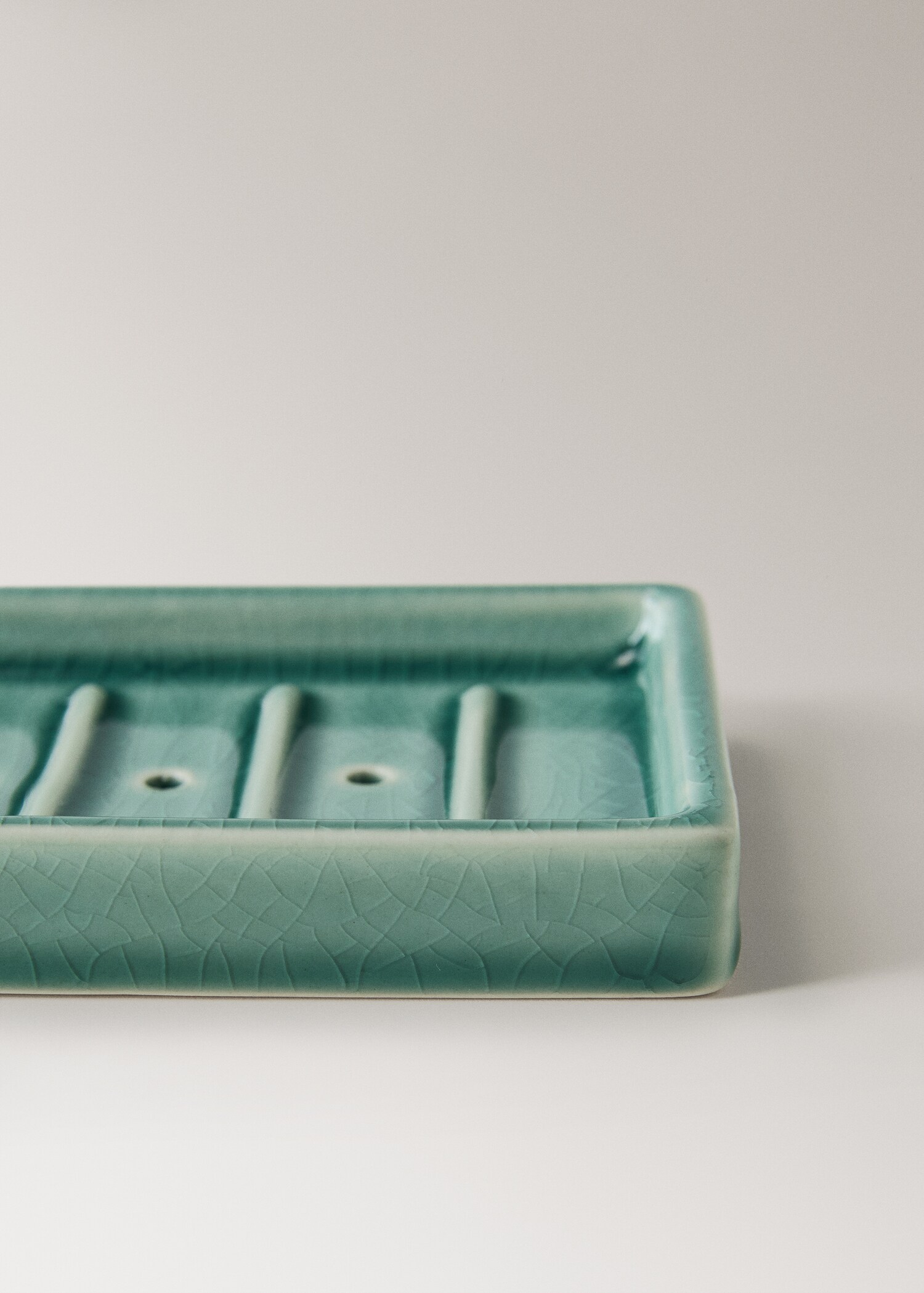 Crackled ceramic soap dish - Details of the article 1