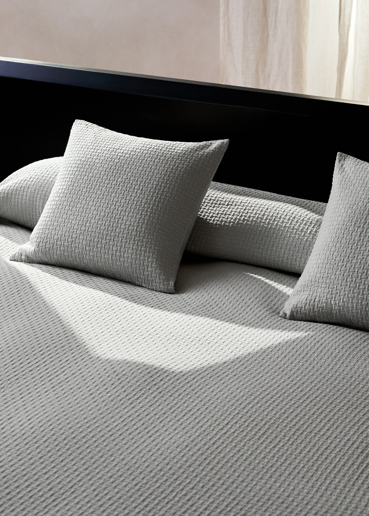 Garment-dyed cotton bedspread with English corner trim for 90/105 cm bed - Details of the article 7