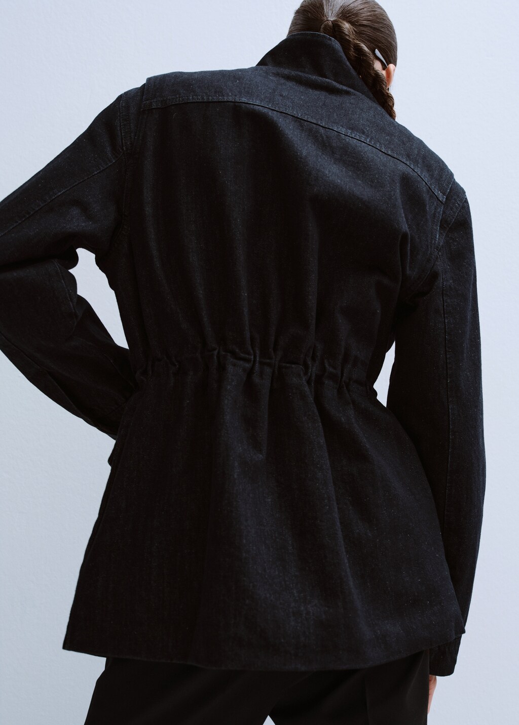 Mango Oversized denim barn jacket with pockets thumbnail