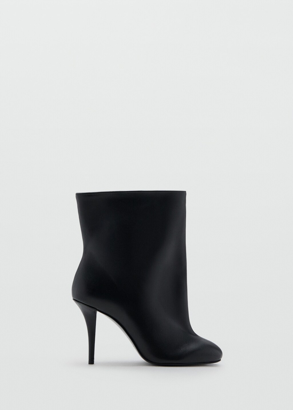 Wide shaft leather heeled bootie