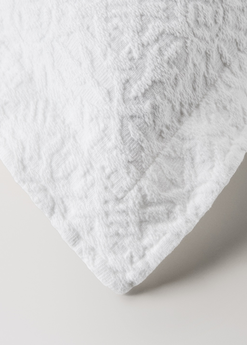 Cotton jacquard cushion cover with mosaic design 50x50 cm