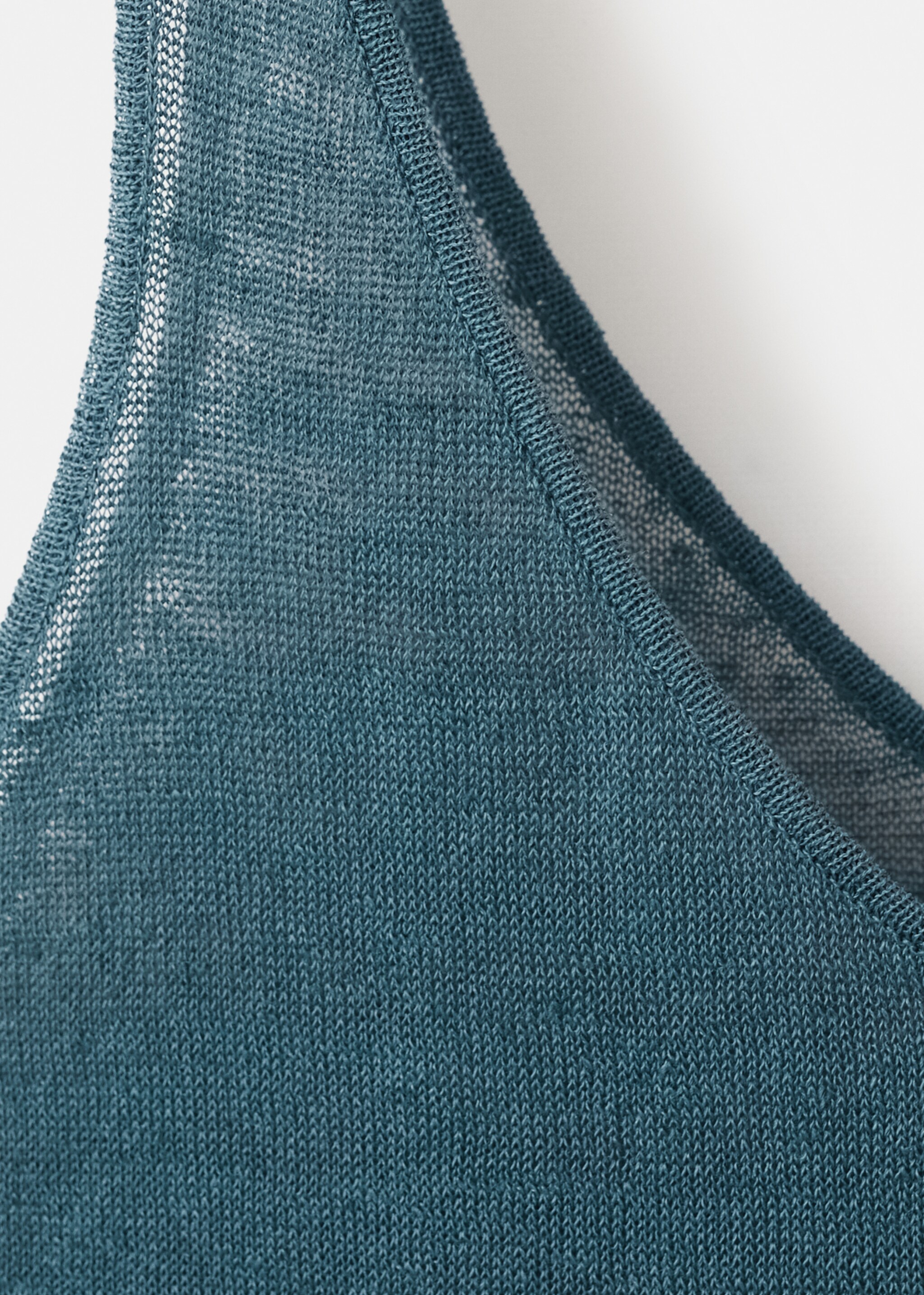 Linen knit top - Details of the article 8, Night Blue. Ref: 27093313-00.