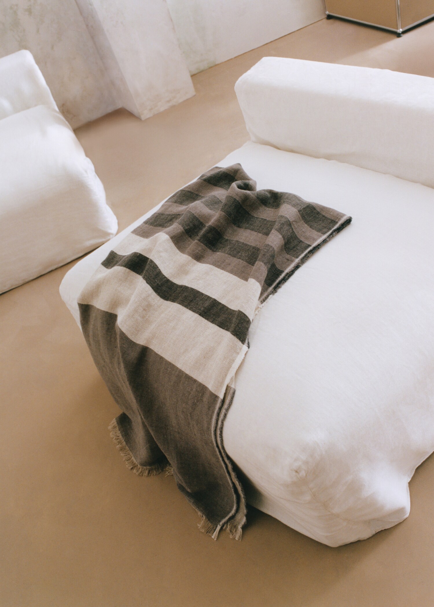 Κουβέρτα λινή ριγέ - Λεπτομέρεια του προϊόντος 6