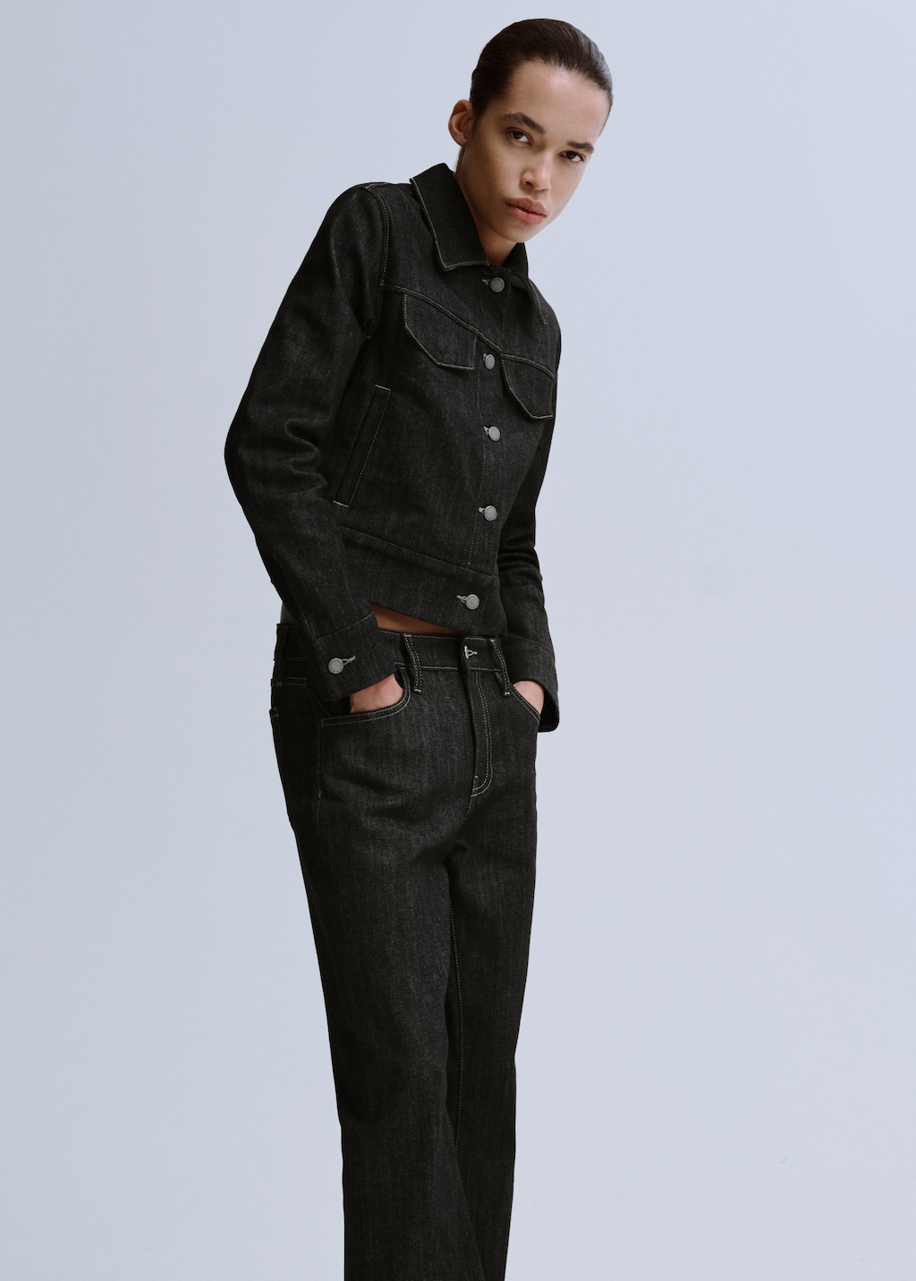 Mid-rise flared jeans