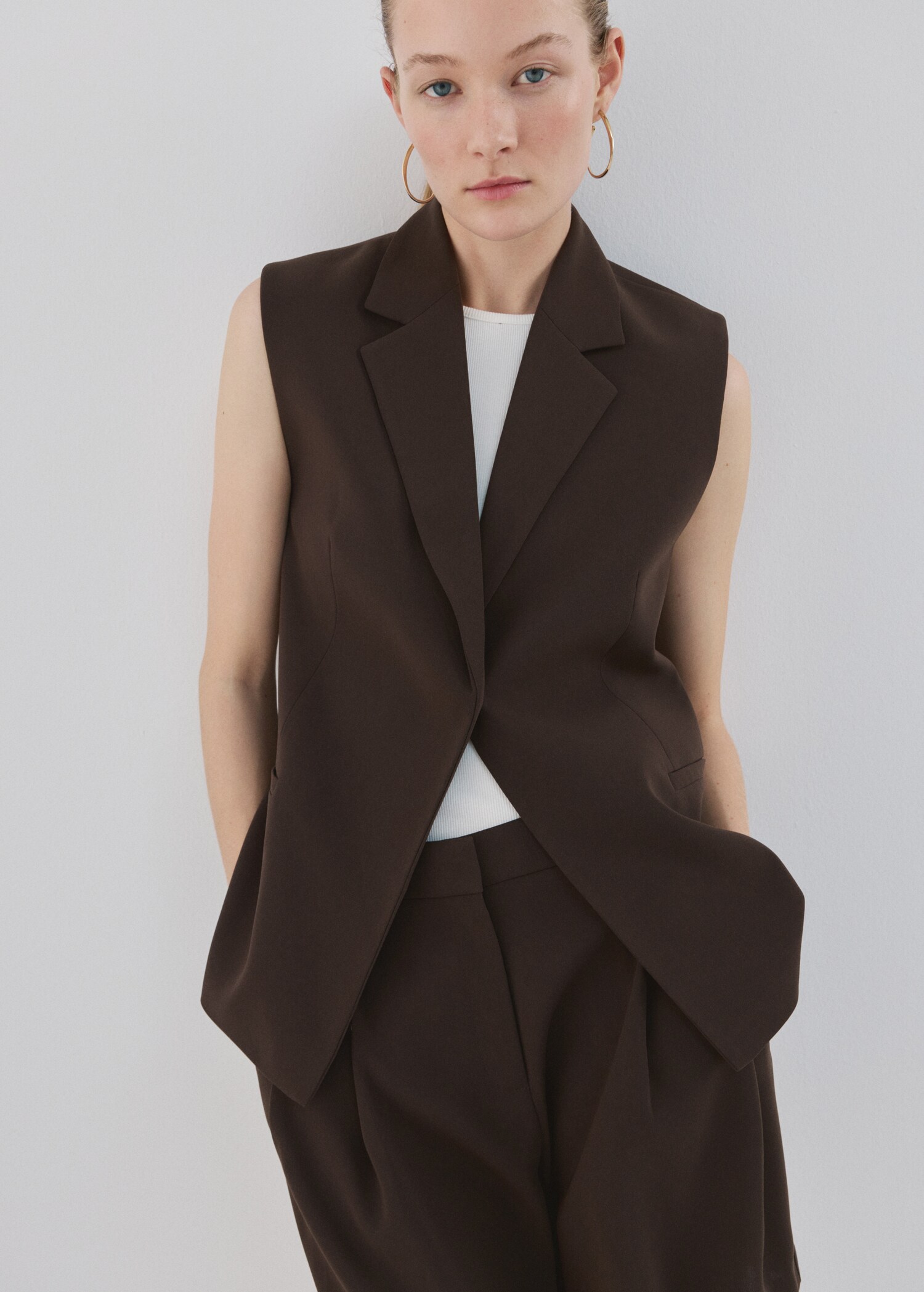 Straight mid-rise bermuda shorts - Details of the article 2