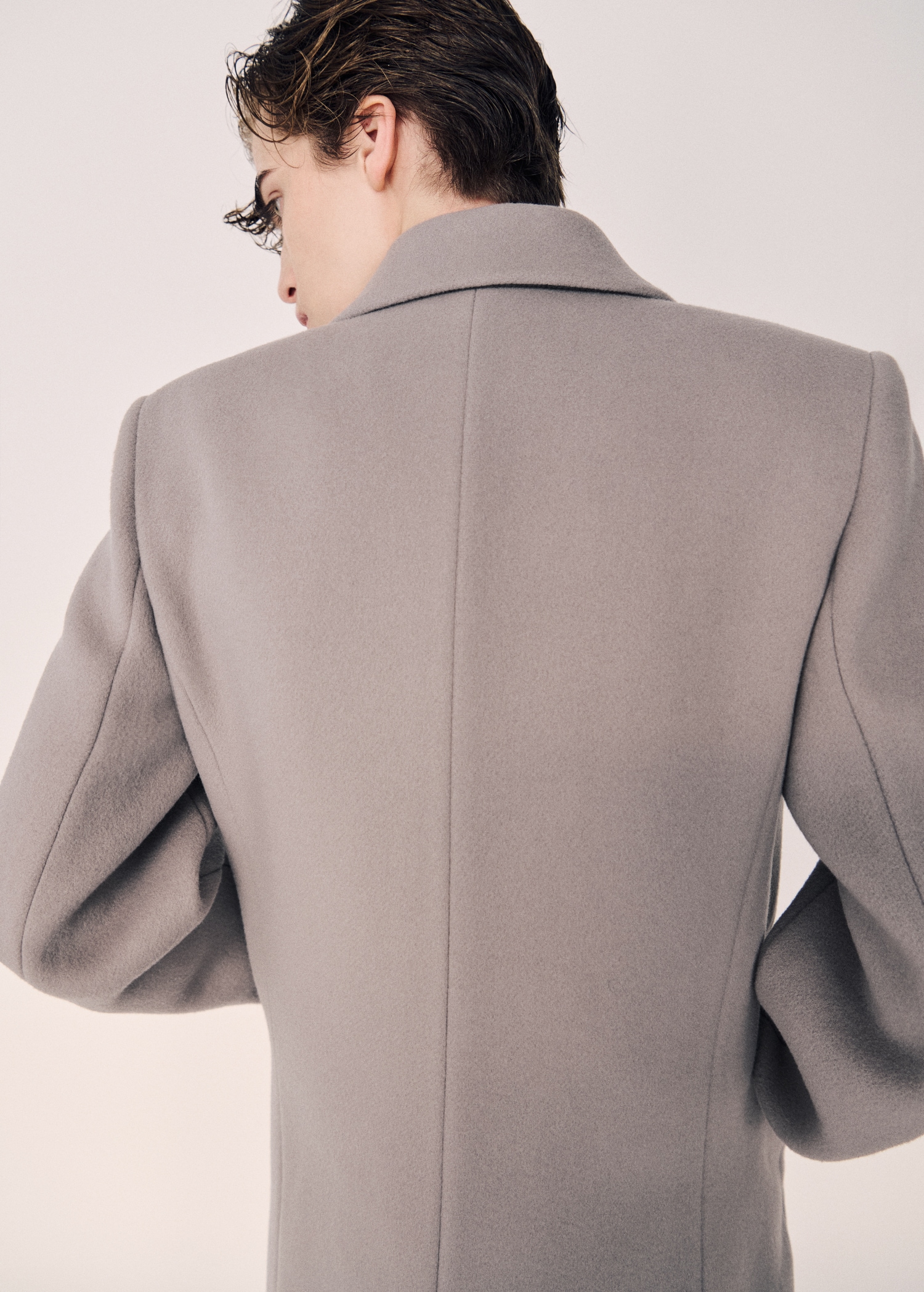 Abrigo lana doble botonadura - Reverso del artículo