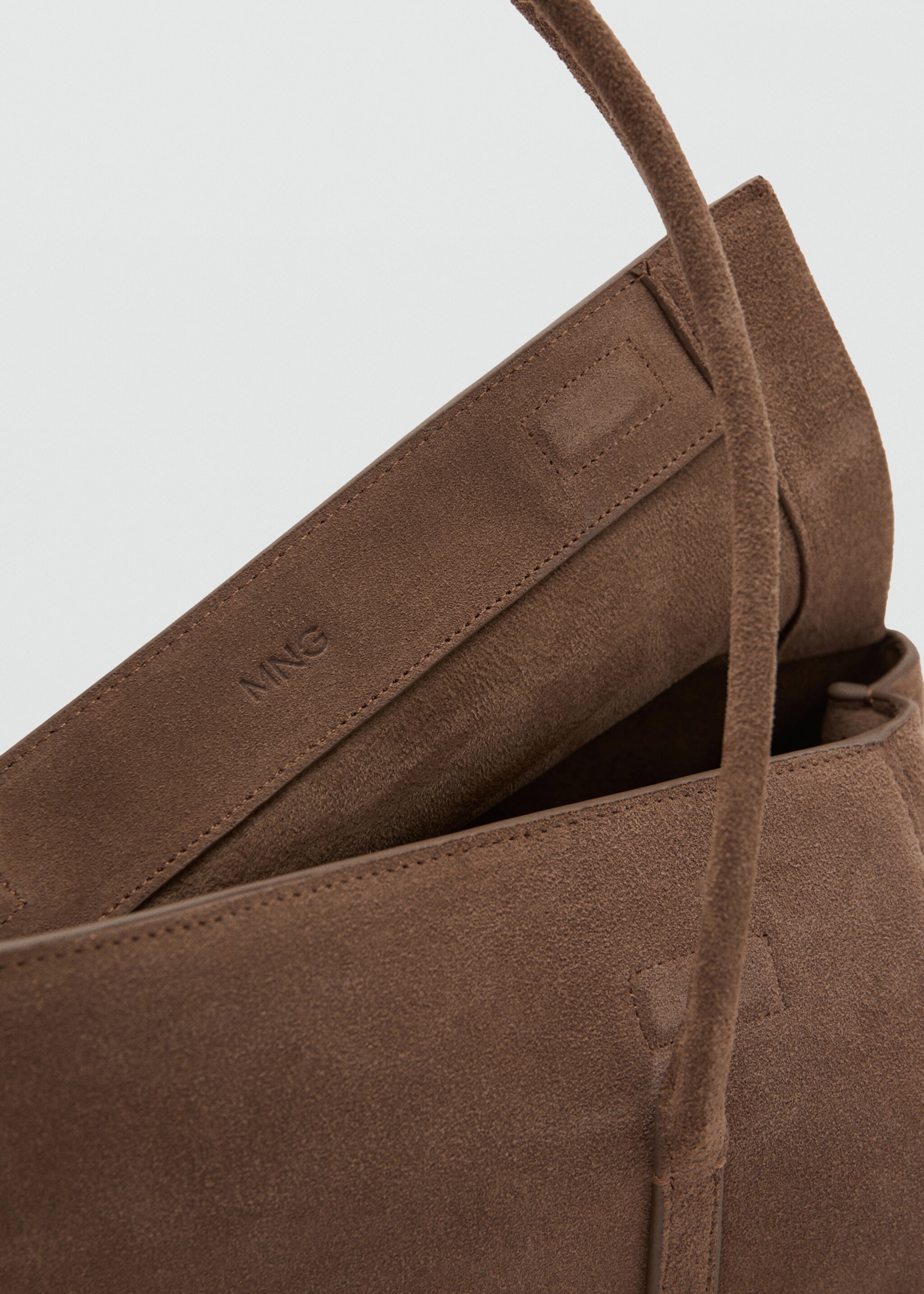 Suede shoulder bag - Details of the article 2, Medium Brown. Ref: 27093327-00.