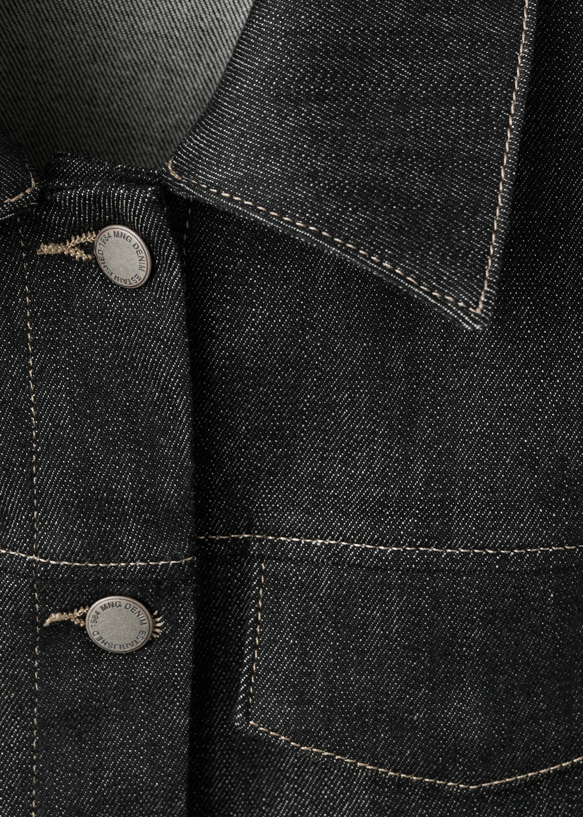 Fitted denim jacket with pockets - Details of the article 8, Black. Ref: 27093328-00.