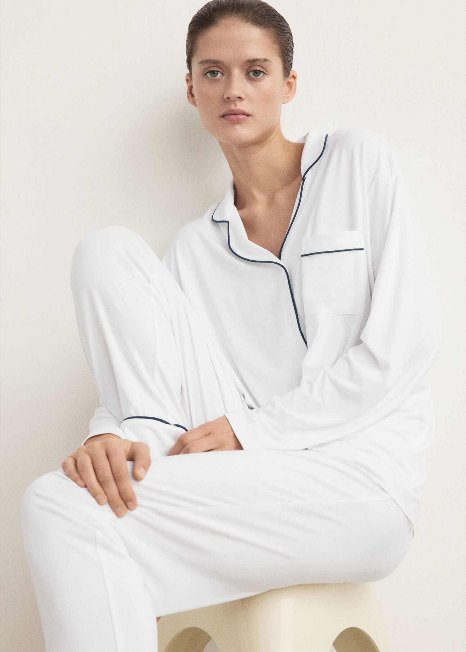 بيجامة من قطعتين مع الأنابيب - تفاصيل المنتج 2