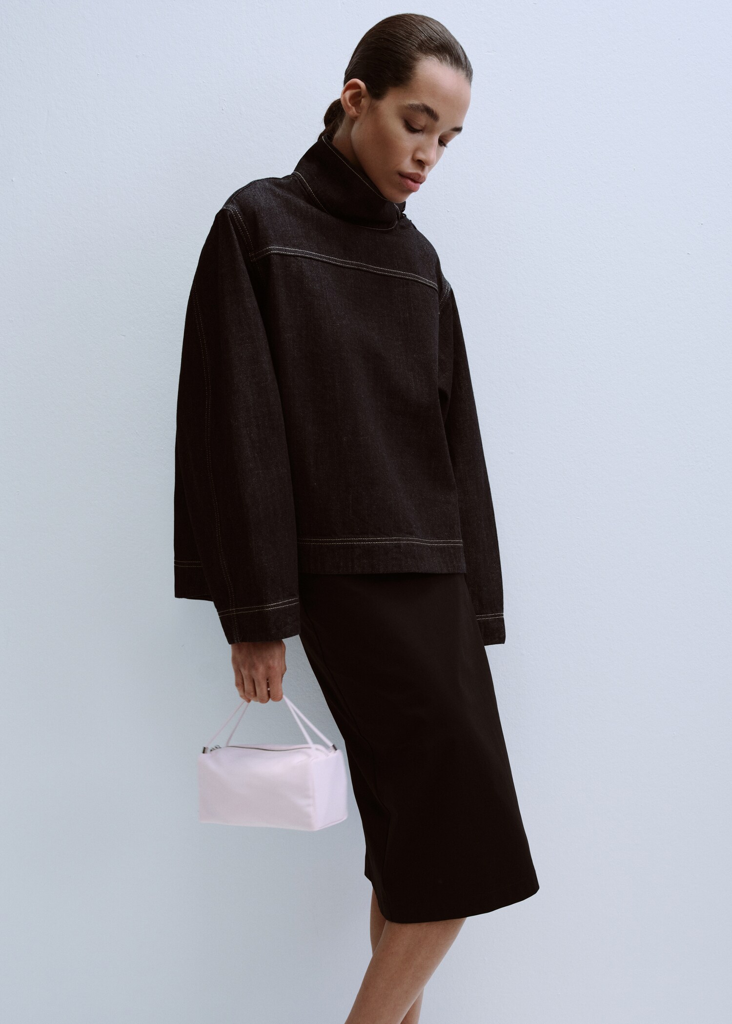 Nylon handbag with double strap handles - Details of the article 9