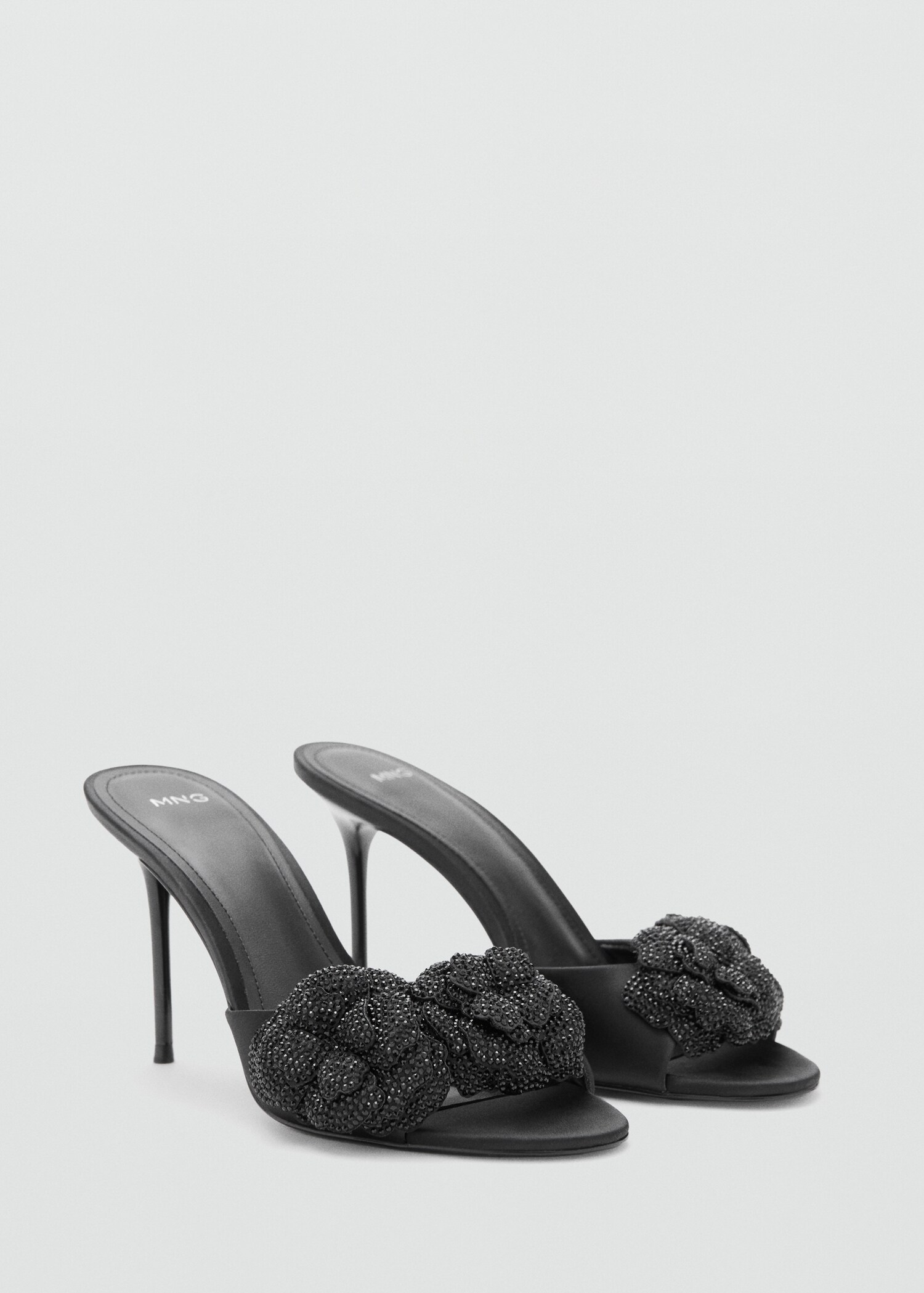 Sandals with flower strap - Medium plane