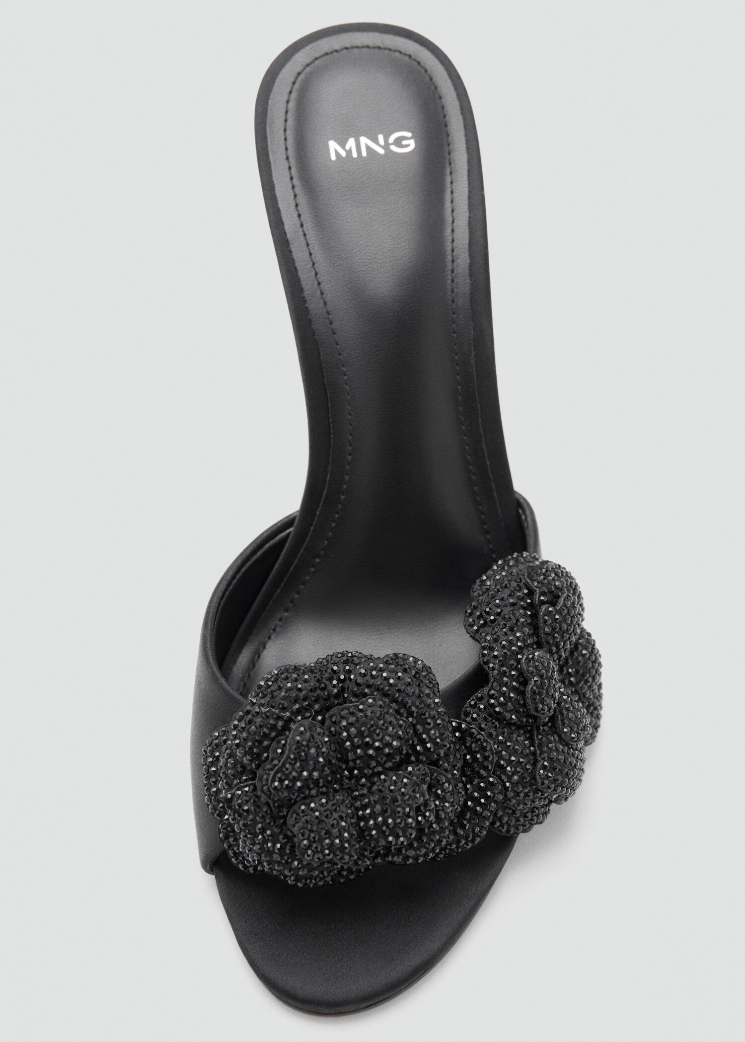 Sandals with flower strap - Details of the article 3