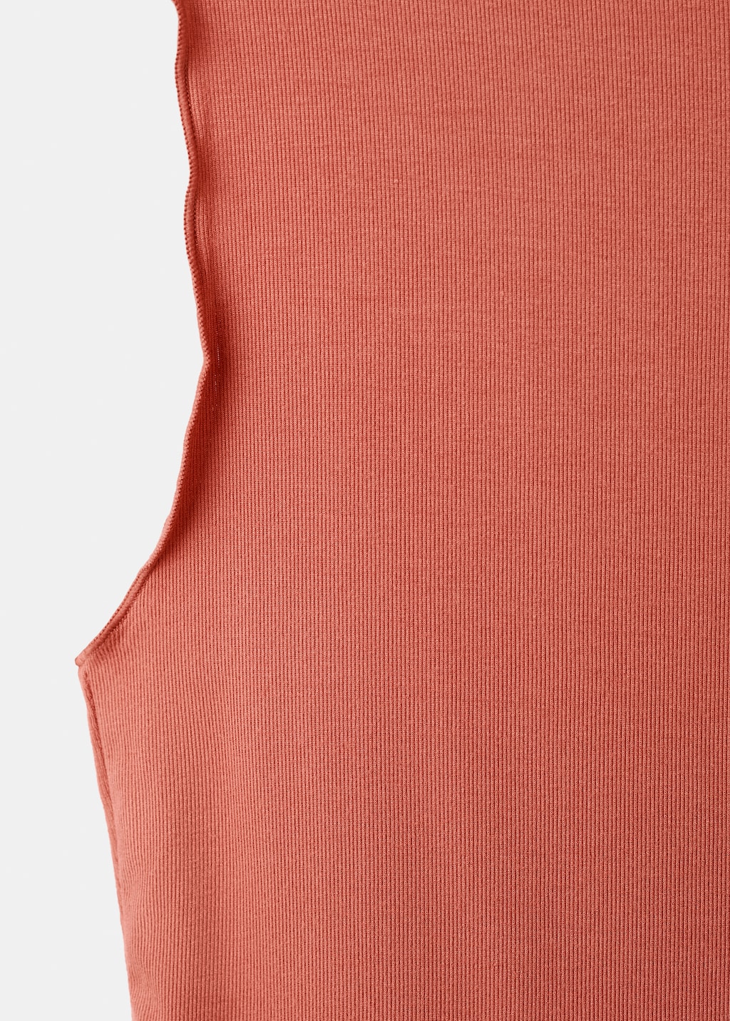 Scalloped hem top