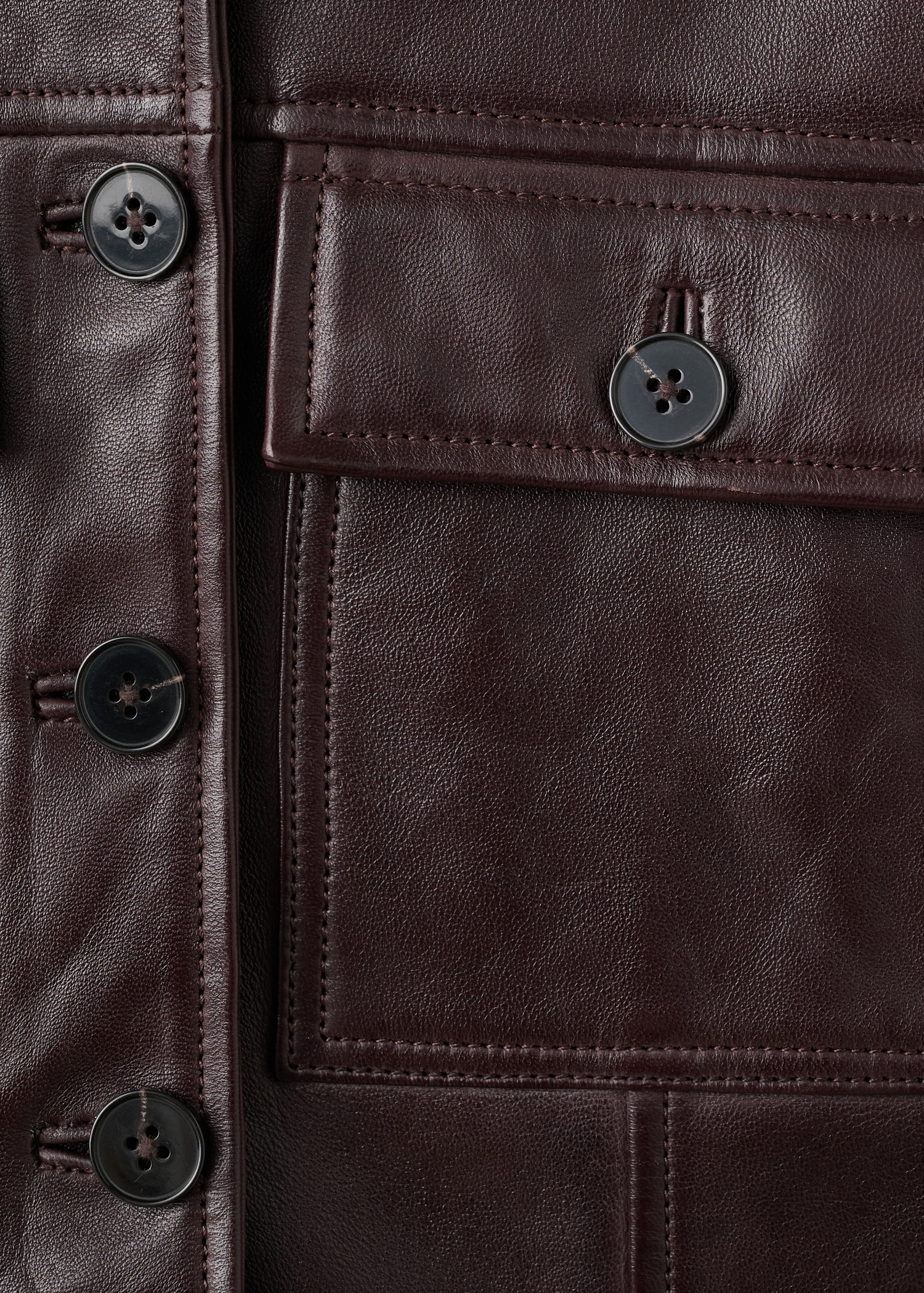 Buttoned leather jacket - Details of the article 0