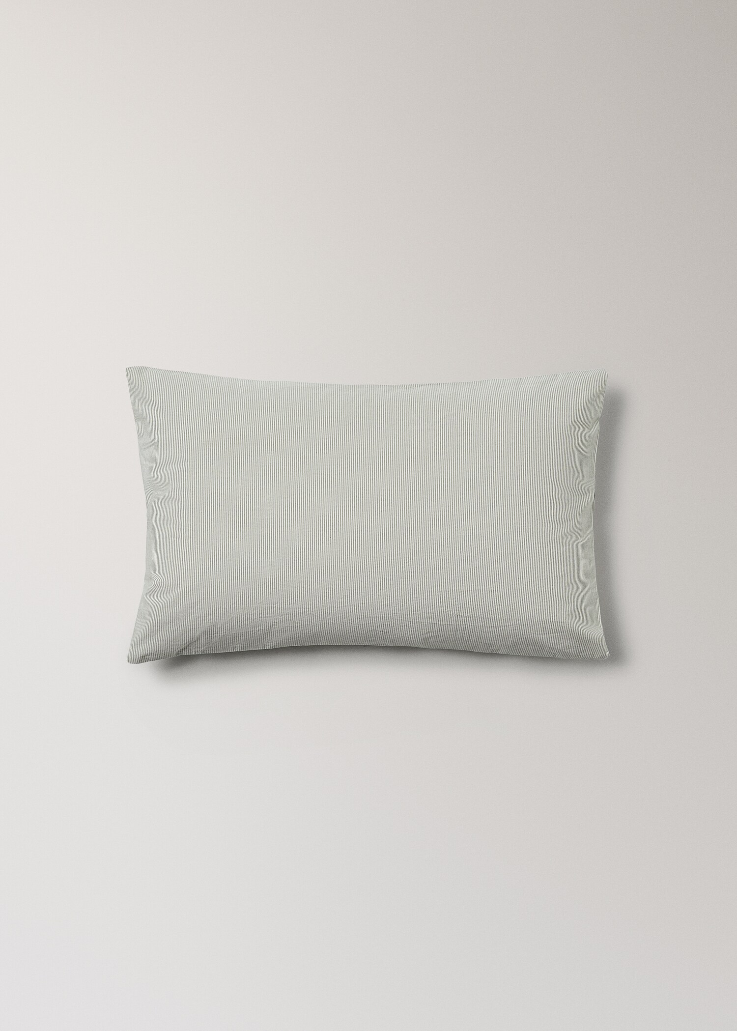 Cot bed pillowcase with fine striped yarn-dyed cotton - Article without model